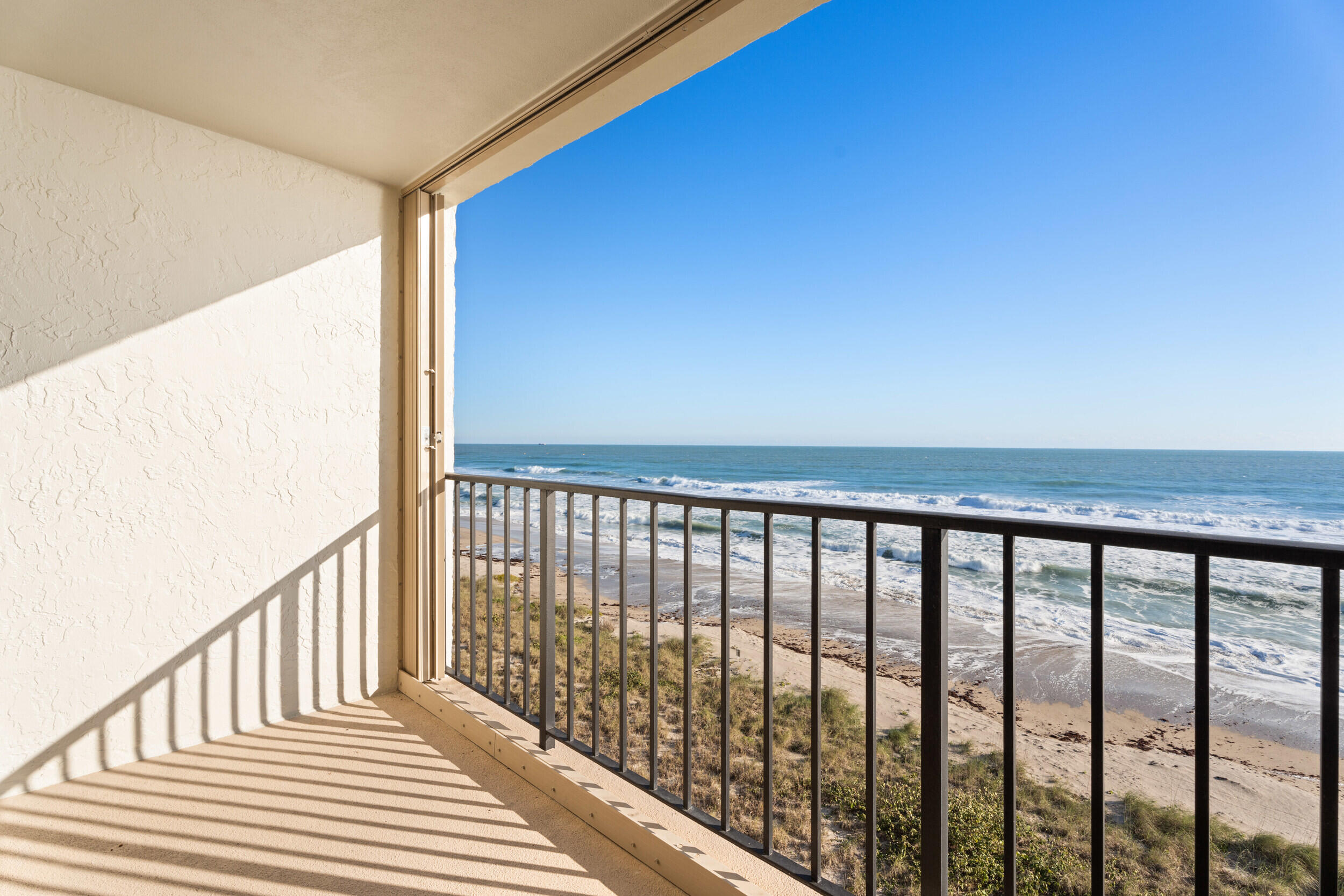 10310 S Ocean Drive 609 Property Photo 1