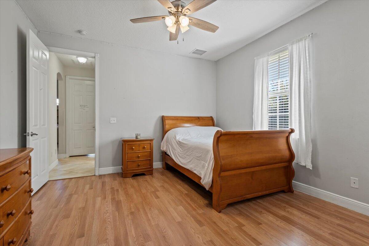 2161 Sw Hyacinth Street Property Photo 37