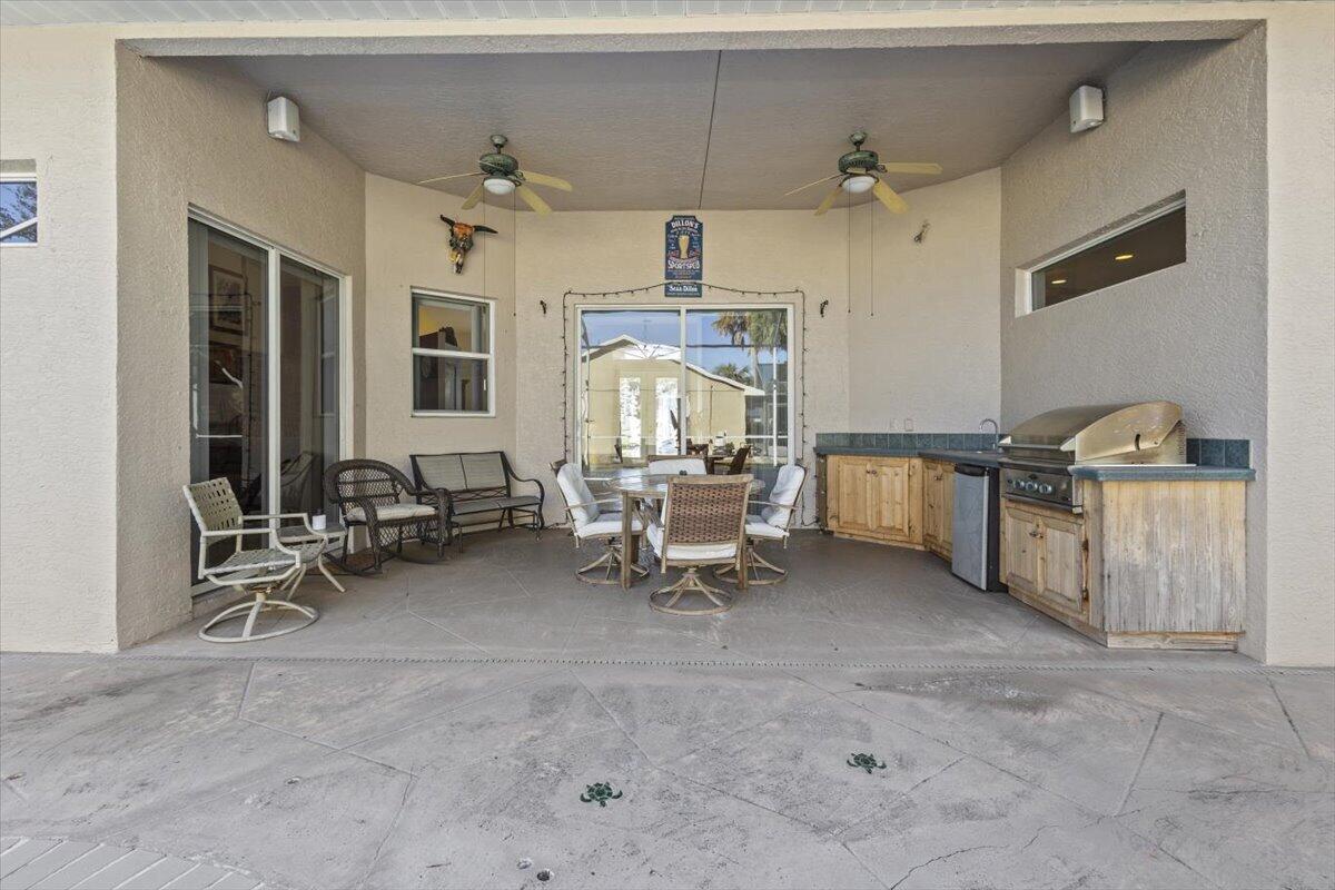 2161 Sw Hyacinth Street Property Photo 43