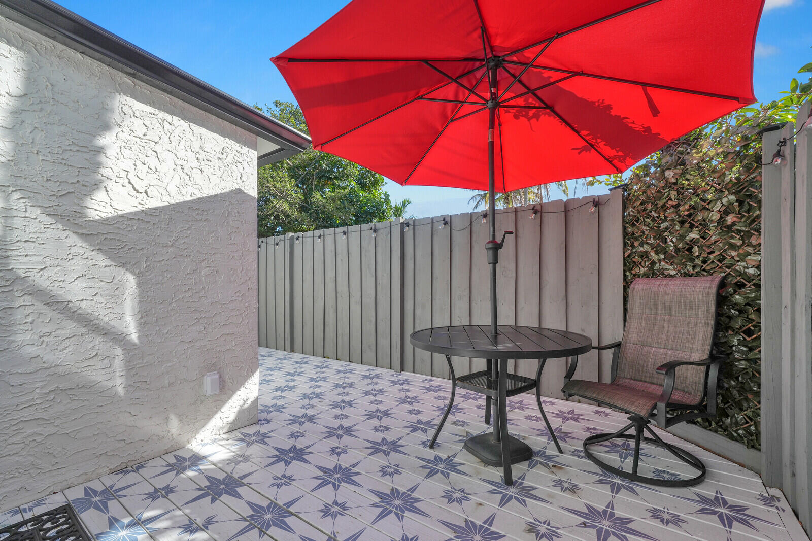 744 Penn Street Property Photo 35