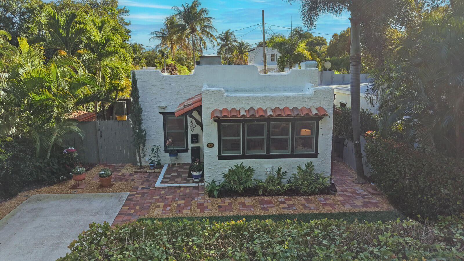 744 Penn Street Property Photo 42