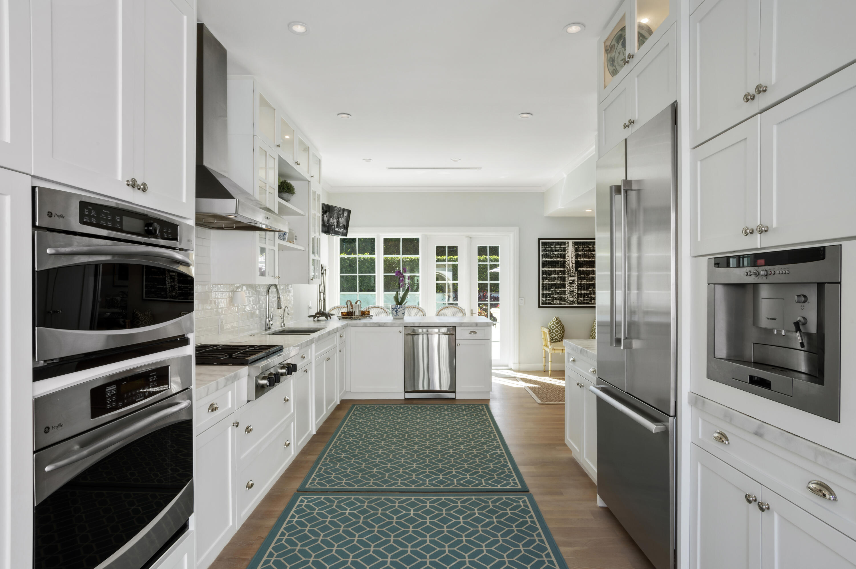 327 Arabian Road Property Photo 8