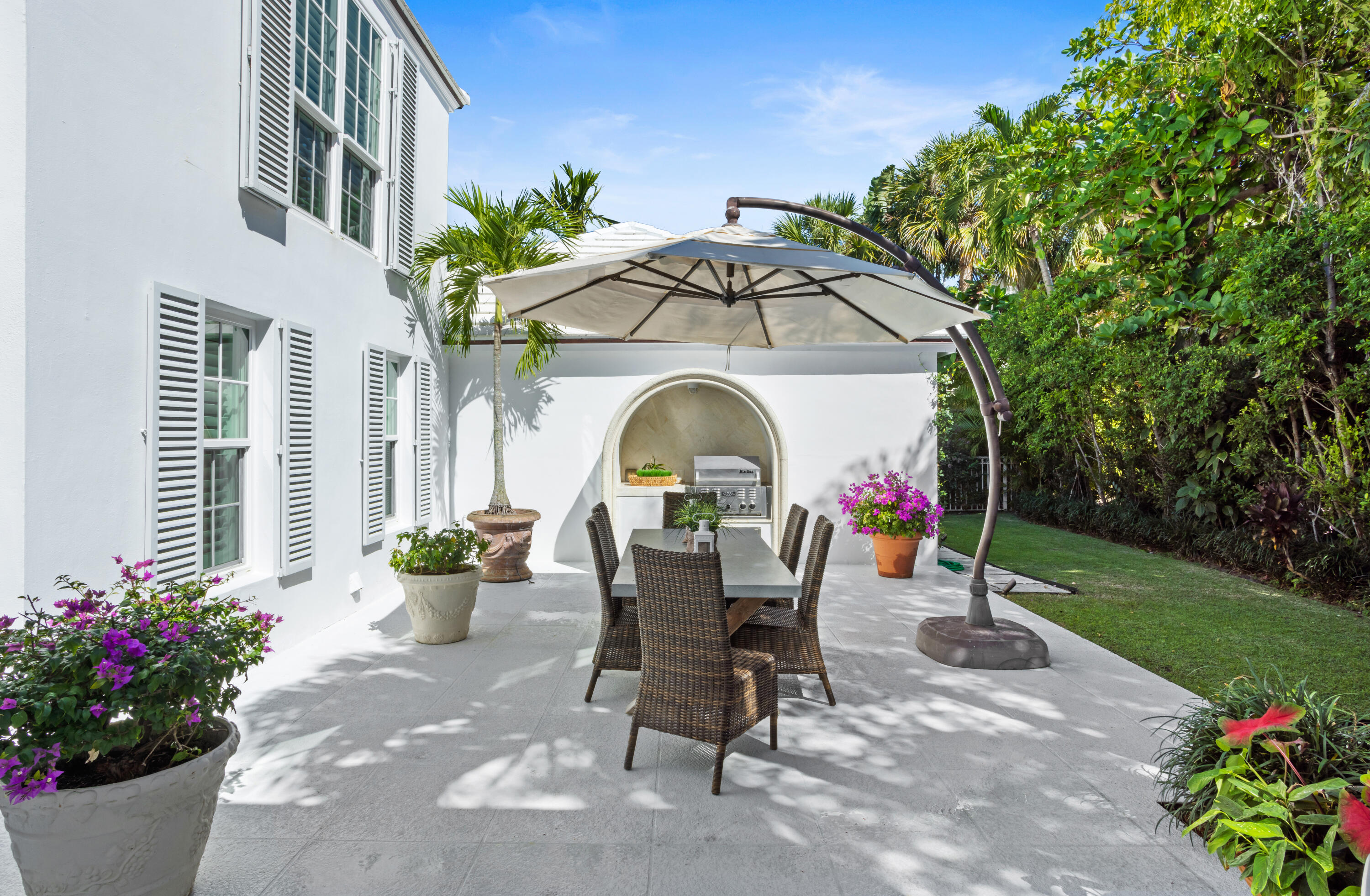 327 Arabian Road Property Photo 18