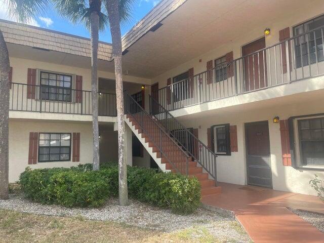 4237 Oak Terrace Drive Property Photo 1