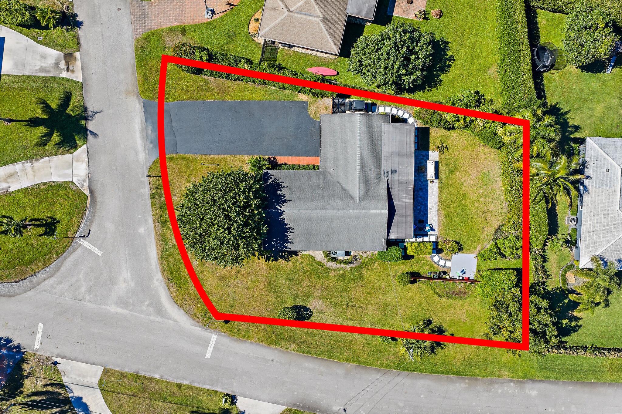 1401 N Lake Court Property Photo 6
