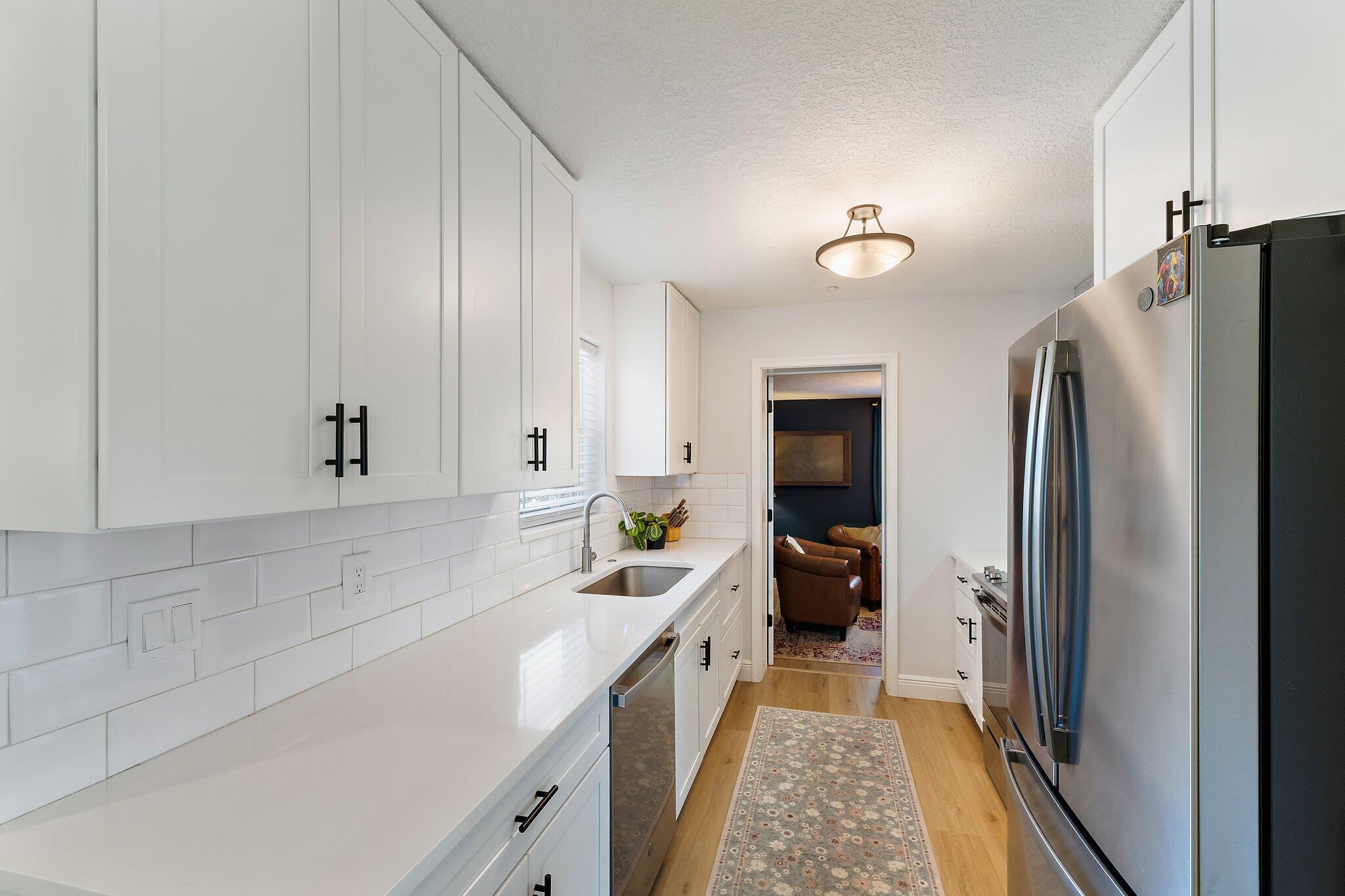 1401 N Lake Court Property Photo 11