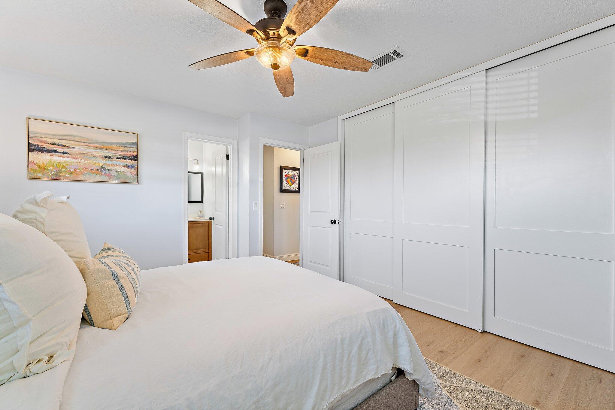 1401 N Lake Court Property Photo 19