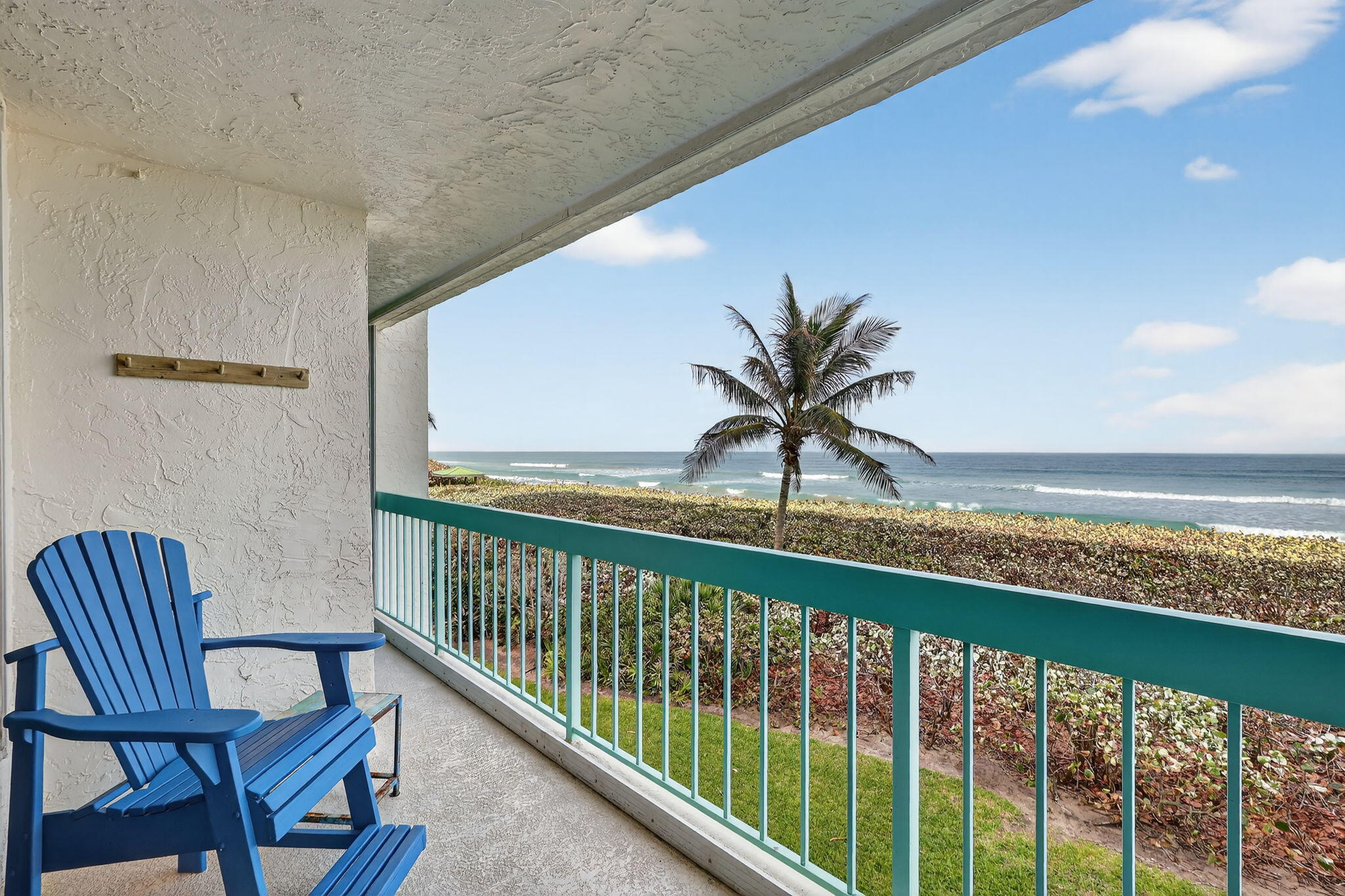 9940 S Ocean Drive 202 Property Photo 1