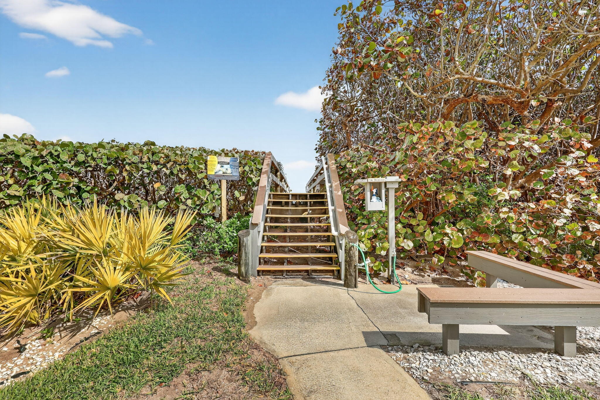 9940 S Ocean Drive 202 Property Photo 26