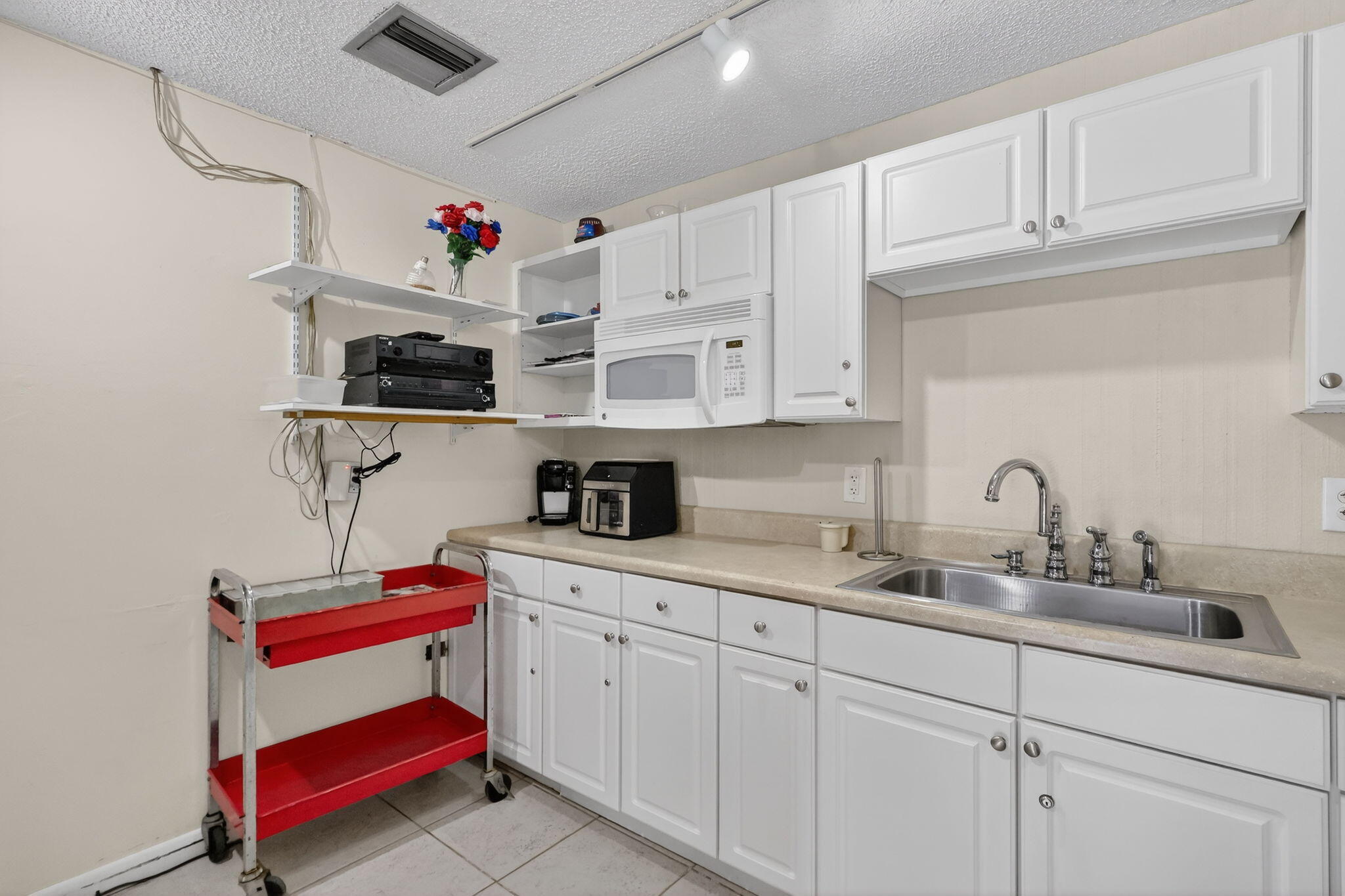 9940 S Ocean Drive 202 Property Photo 33