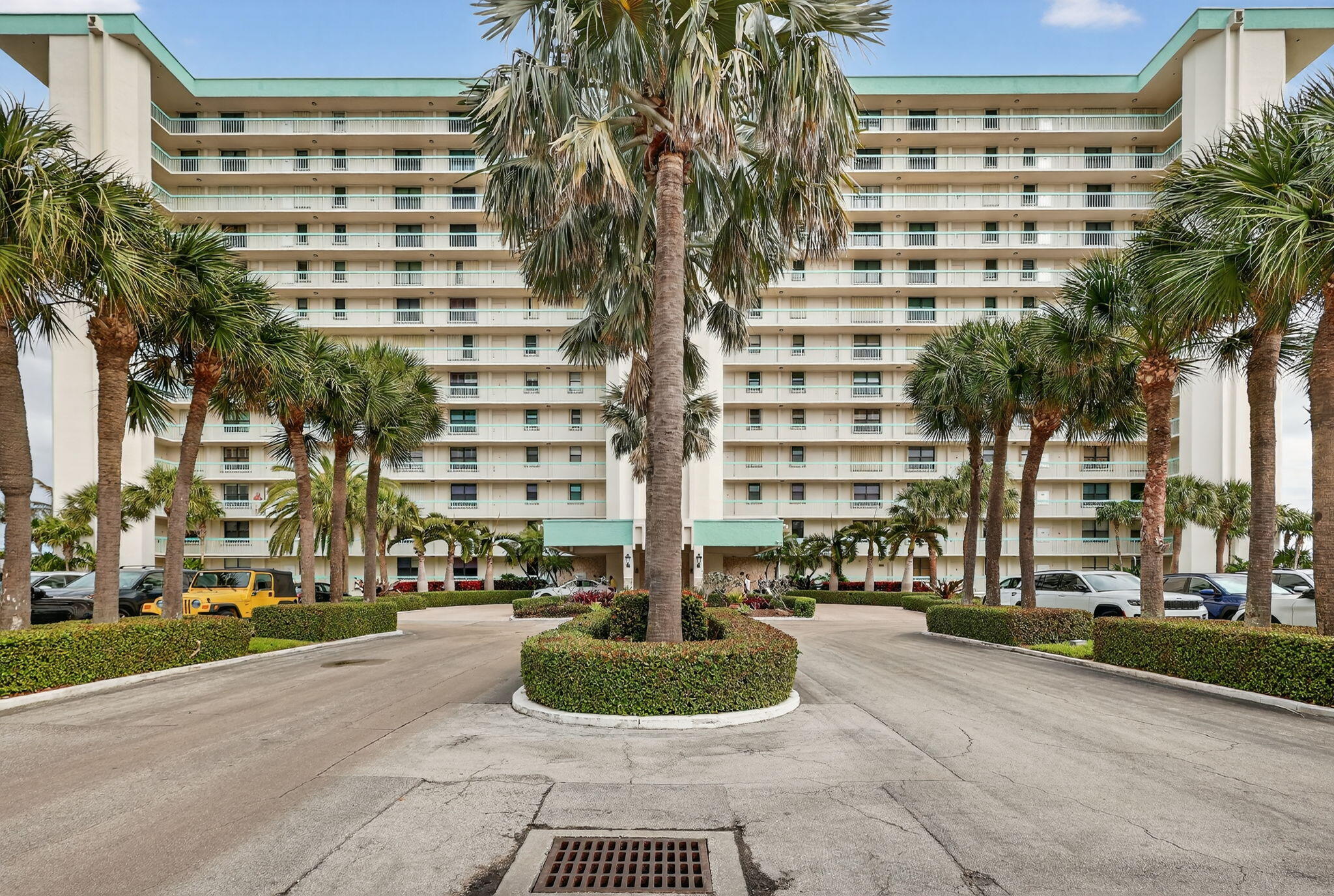 9940 S Ocean Drive 202 Property Photo 40