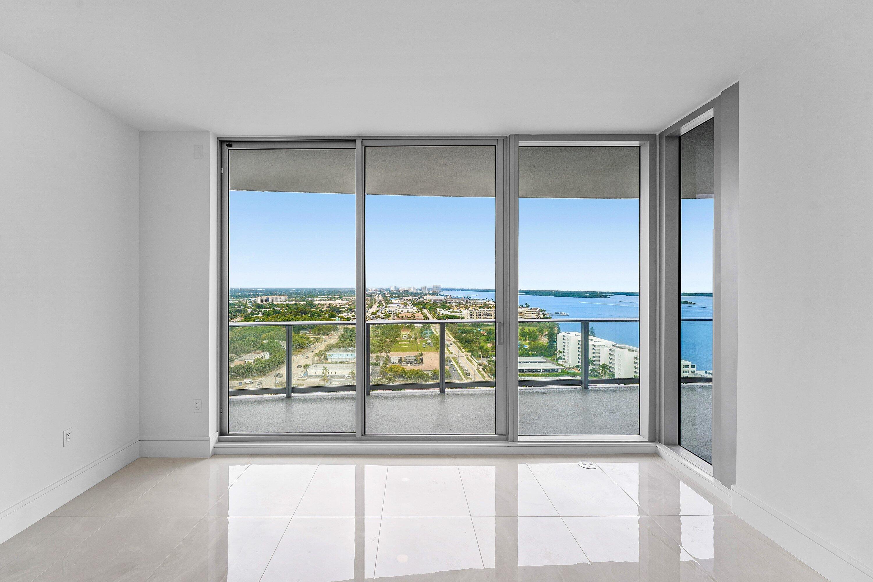220 Lake Shore Drive 2005 Property Photo 4
