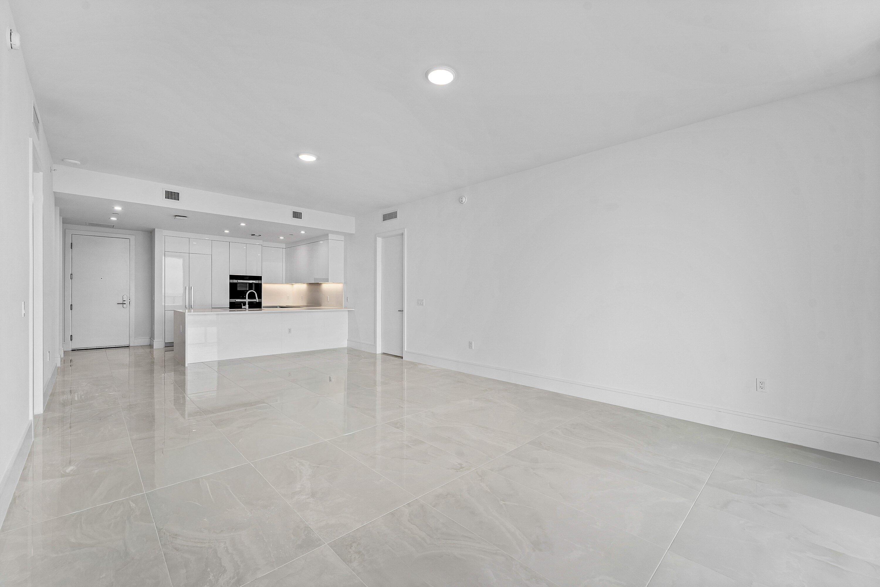 220 Lake Shore Drive 2005 Property Photo 10