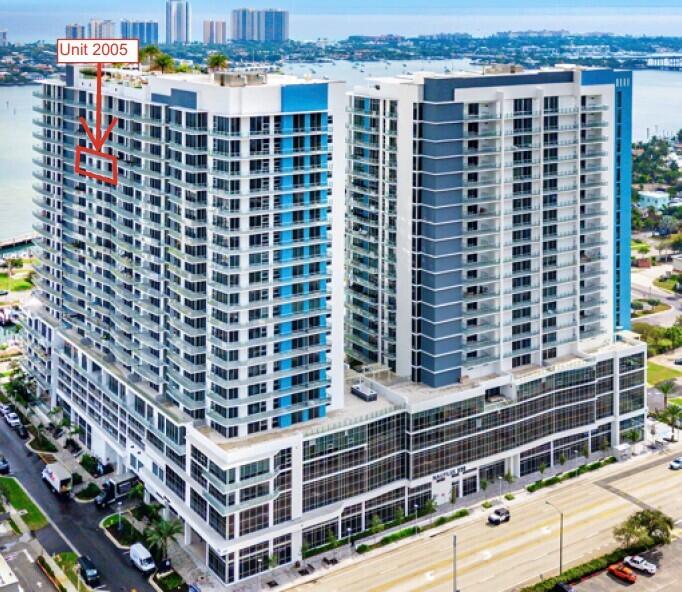 220 Lake Shore Drive 2005 Property Photo 13