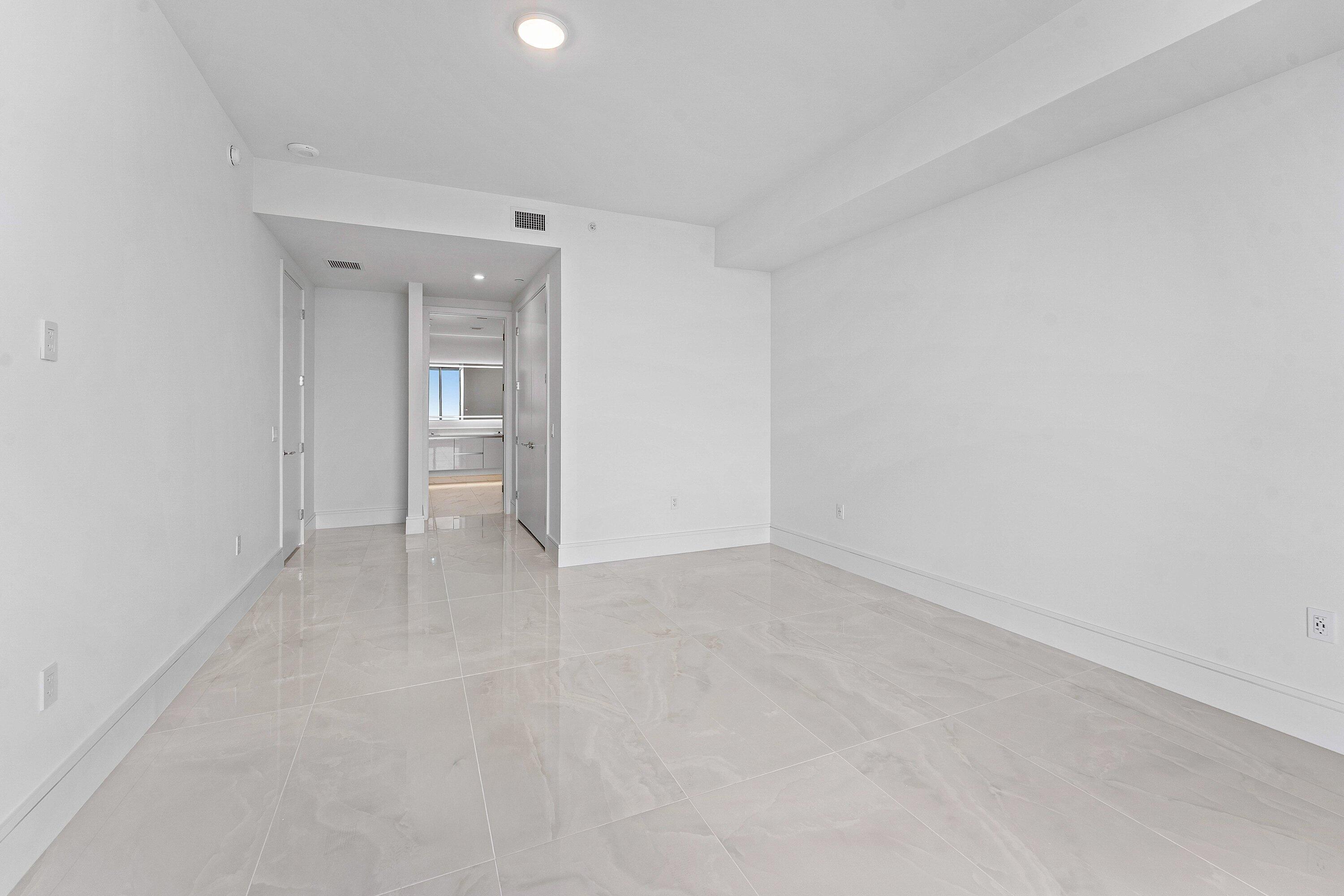 220 Lake Shore Drive 2005 Property Photo 20