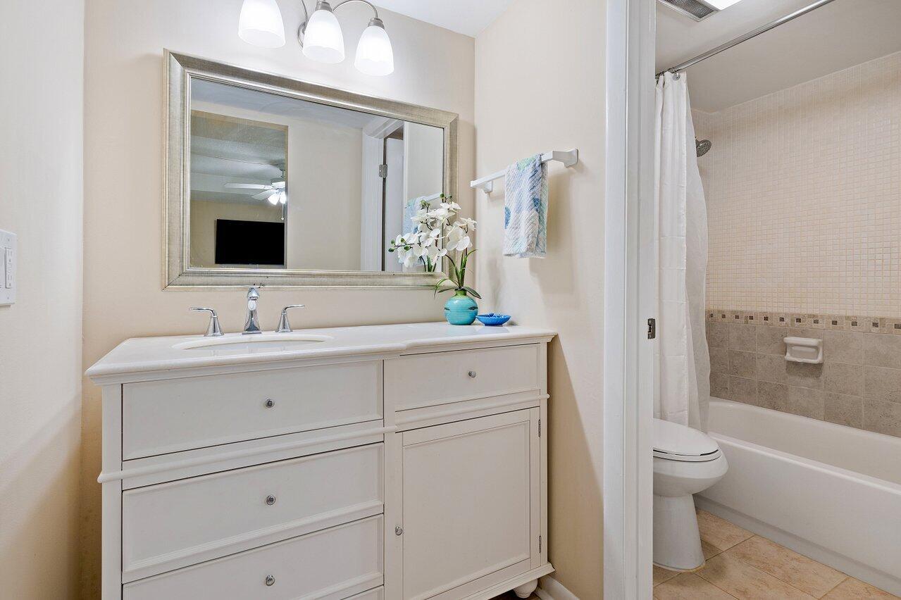 2525 Florida Boulevard 130 Property Photo 10