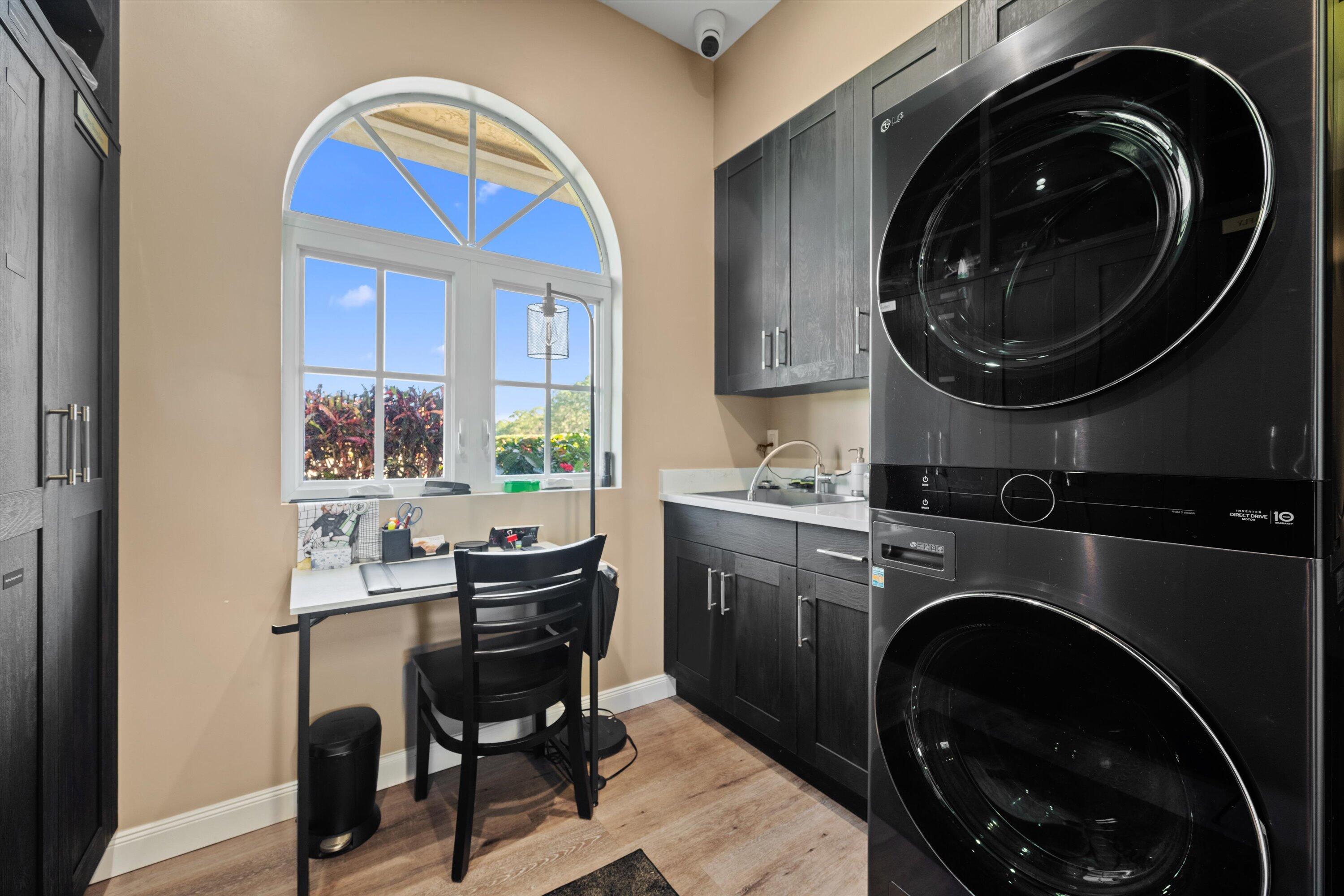 R11161146 Property Photo 18