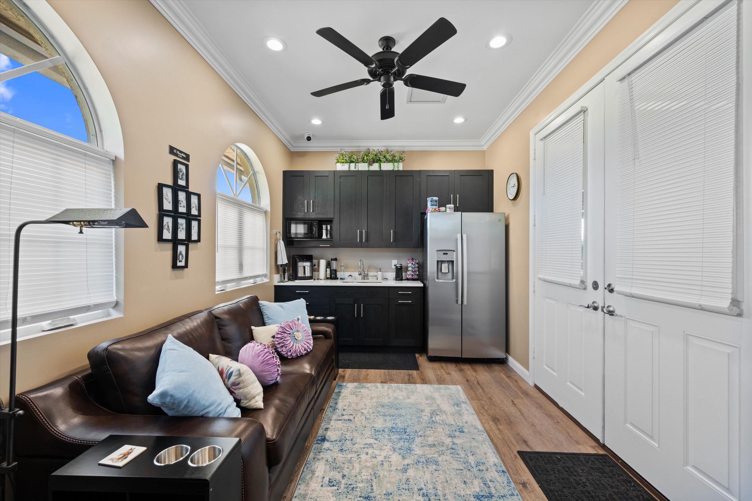 R11161146 Property Photo 20