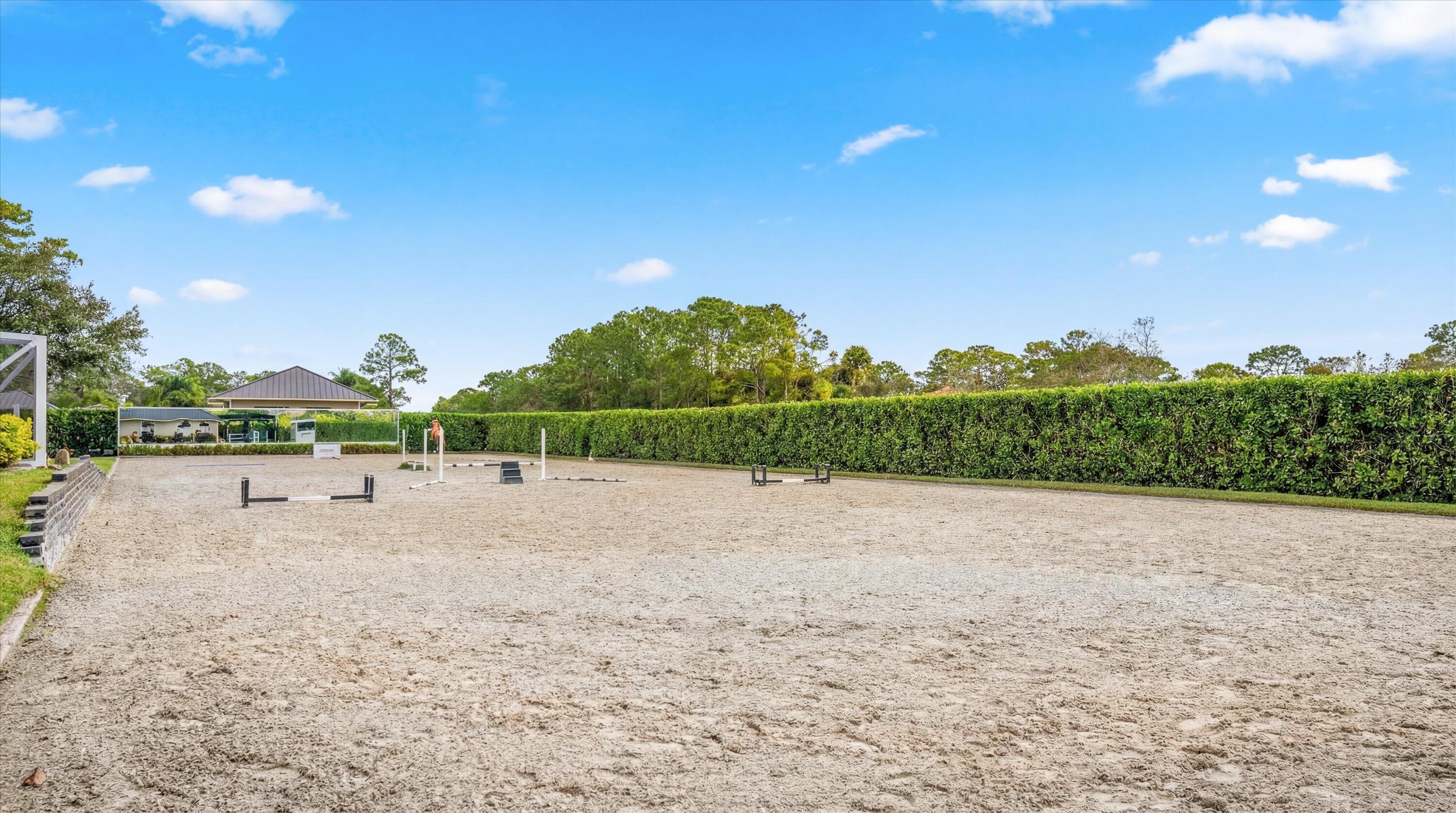R11161146 Property Photo 23