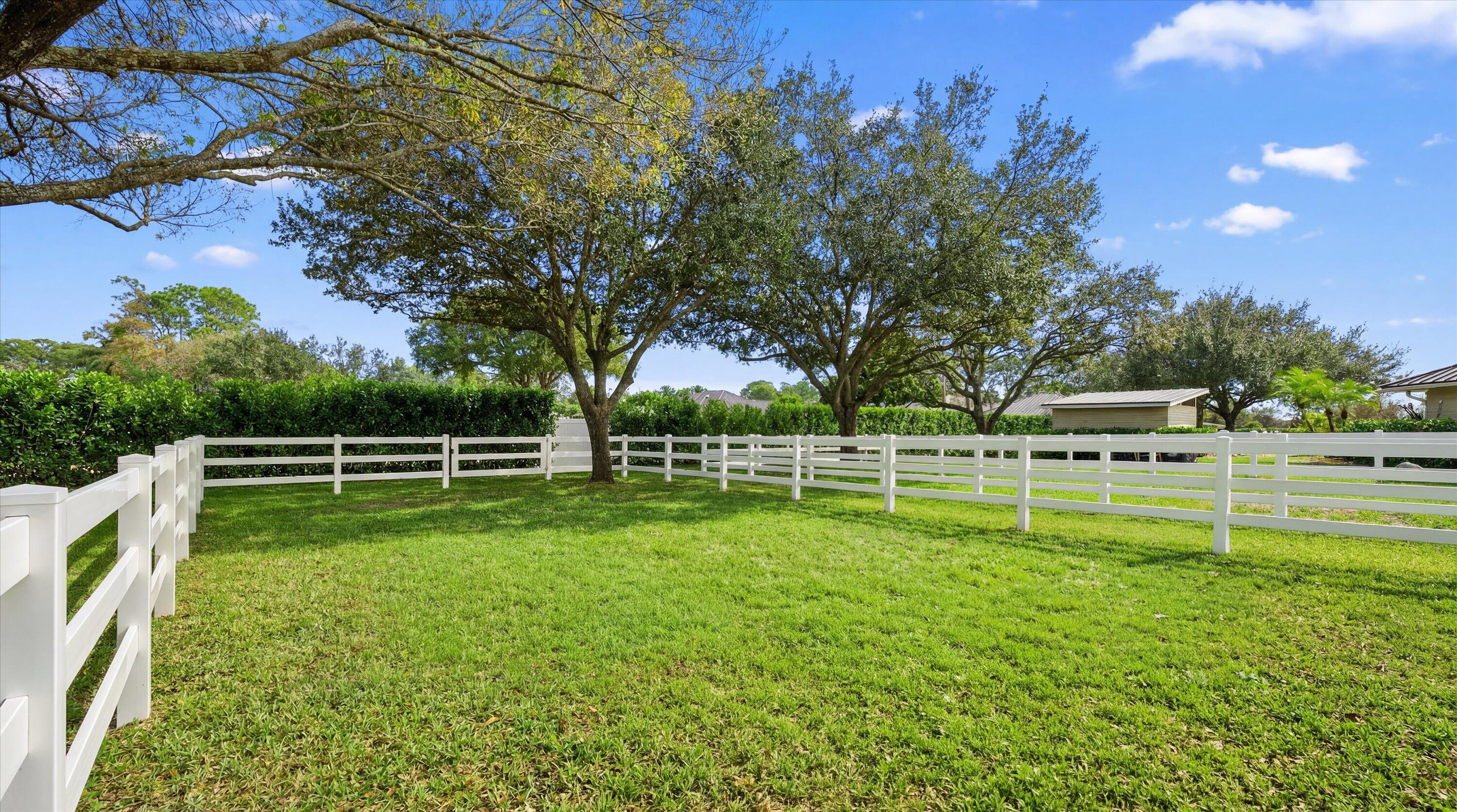 R11161146 Property Photo 29