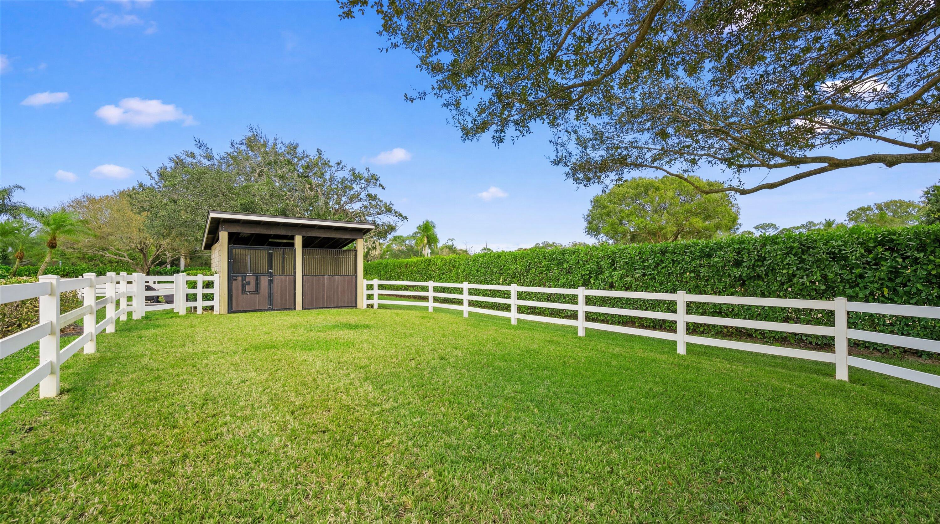 R11161146 Property Photo 30