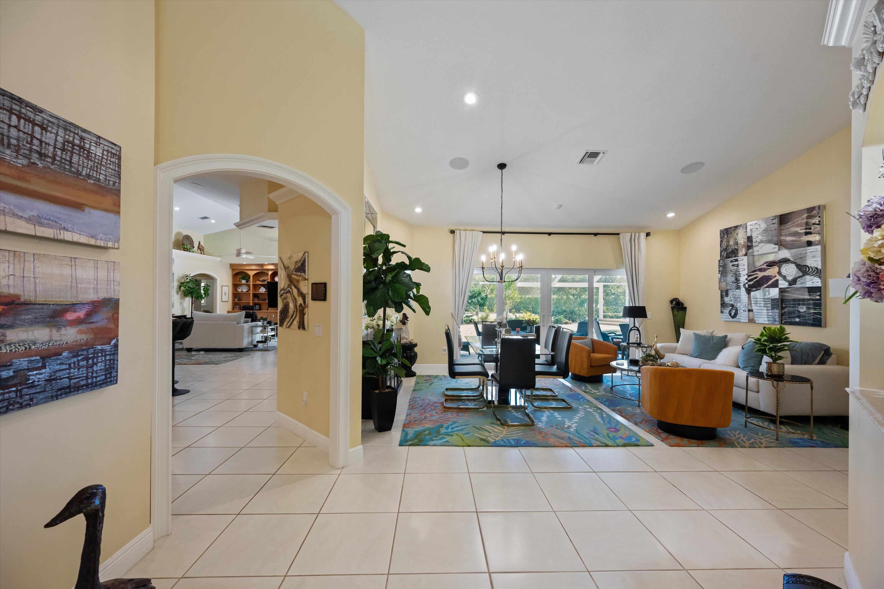 R11161146 Property Photo 35