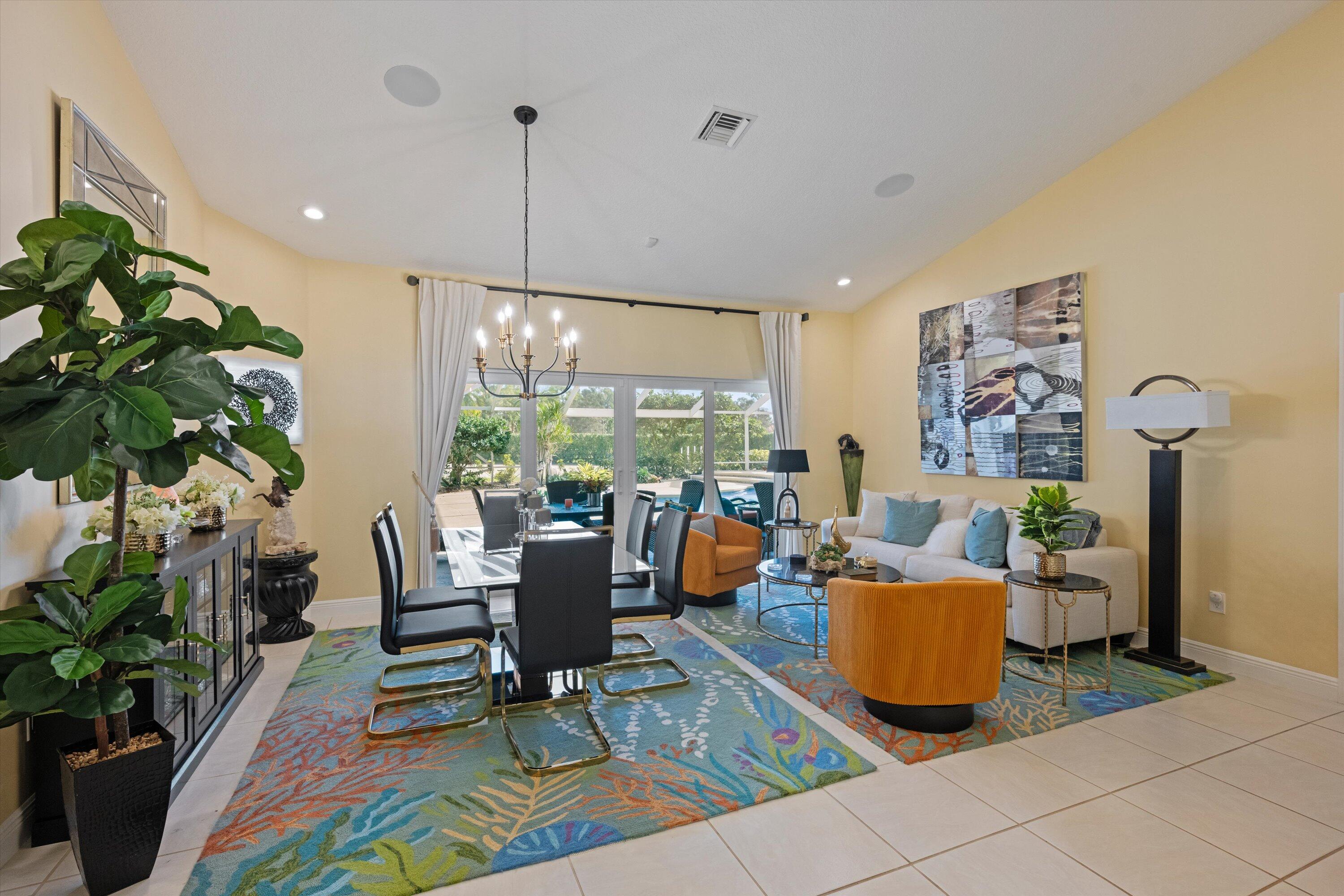 R11161146 Property Photo 36