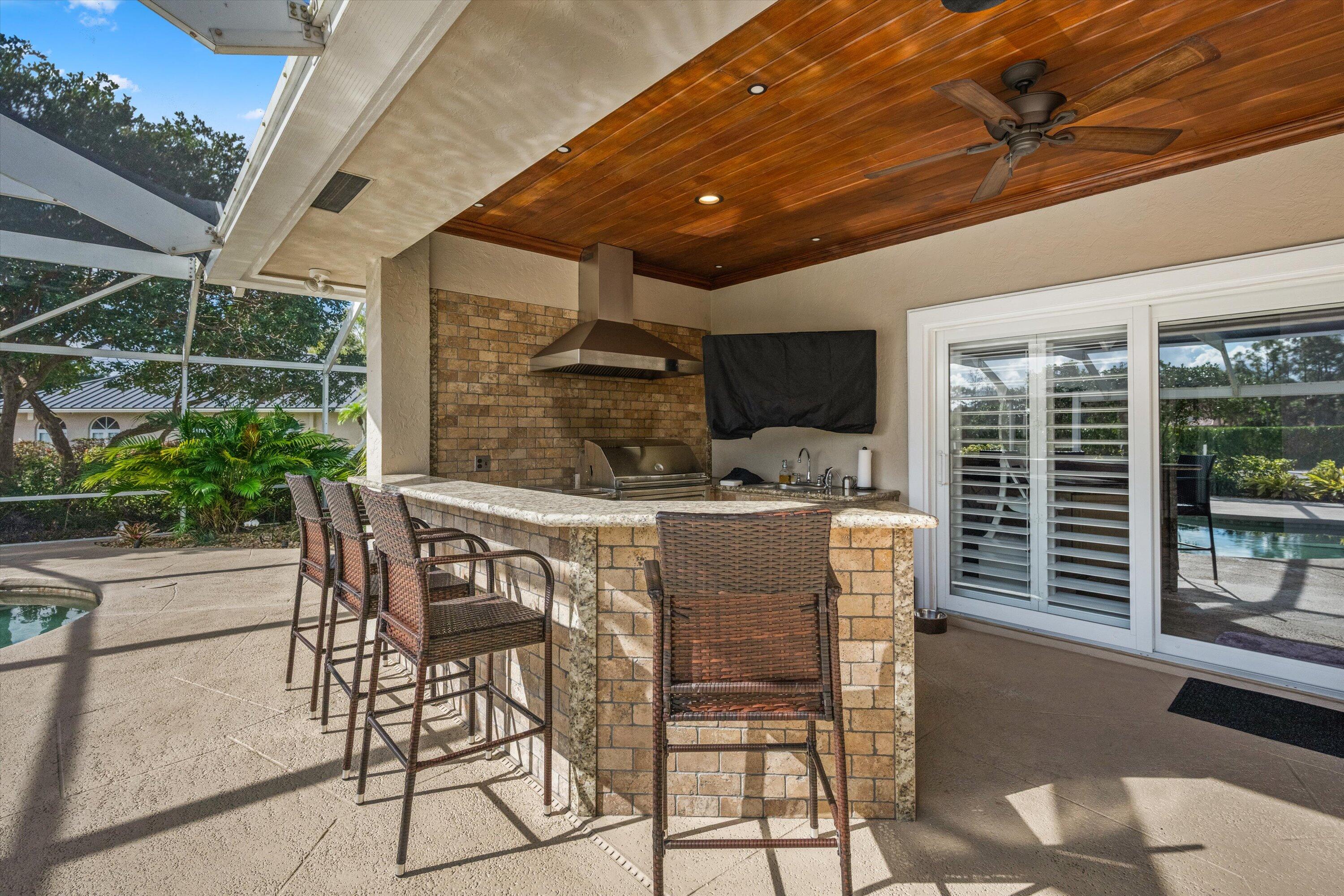 R11161146 Property Photo 55