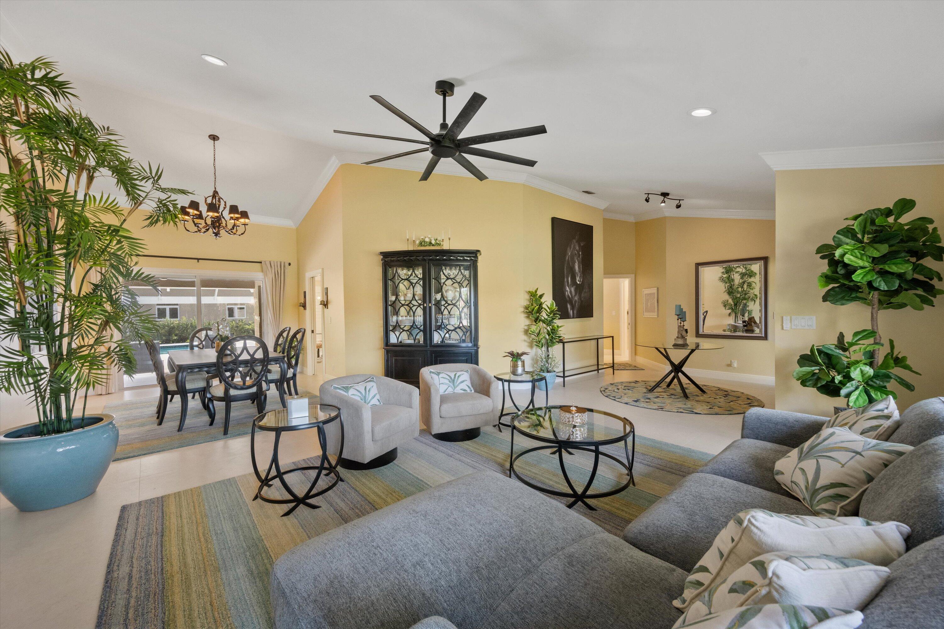R11161146 Property Photo 60