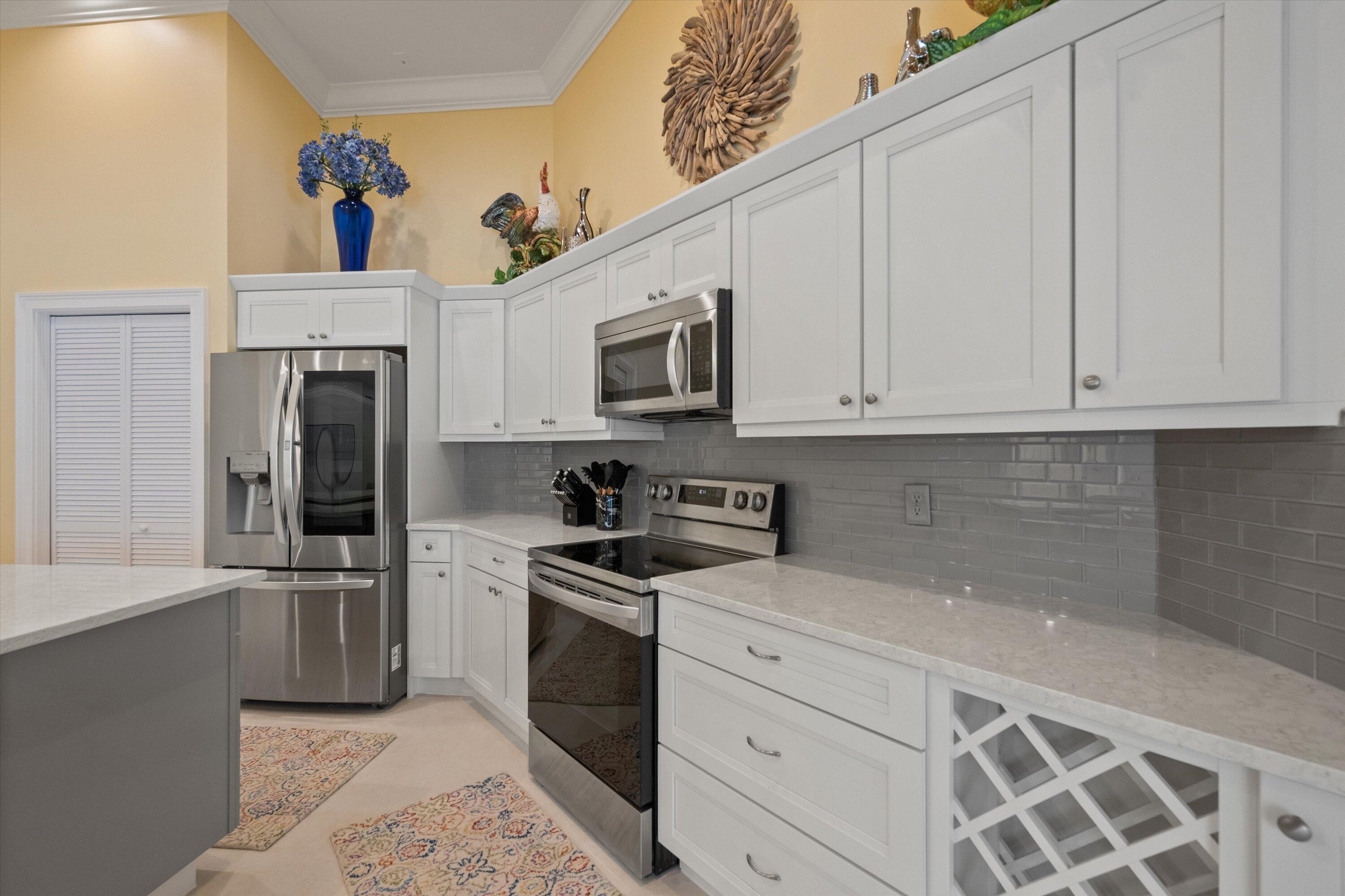 R11161146 Property Photo 63