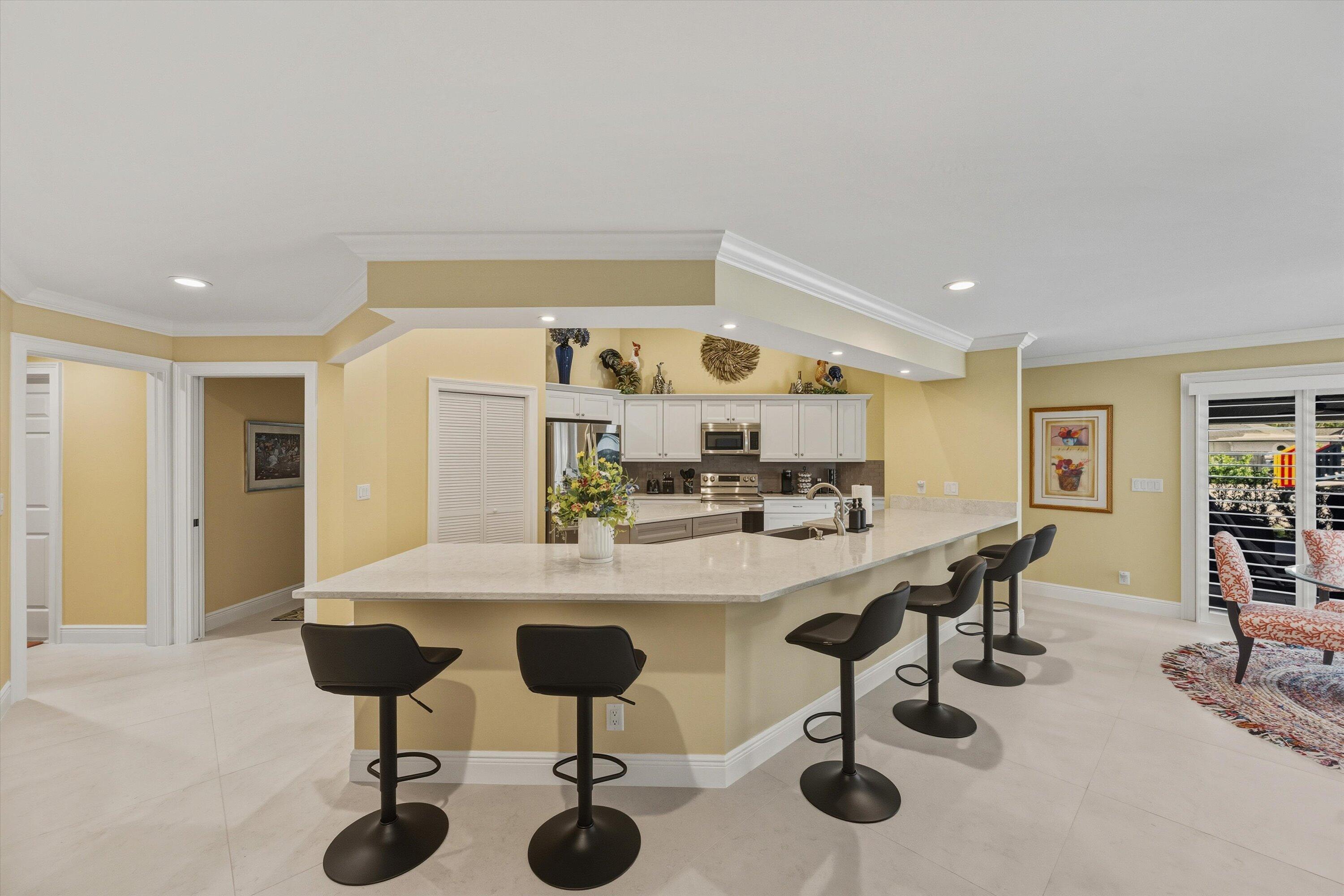 R11161146 Property Photo 64