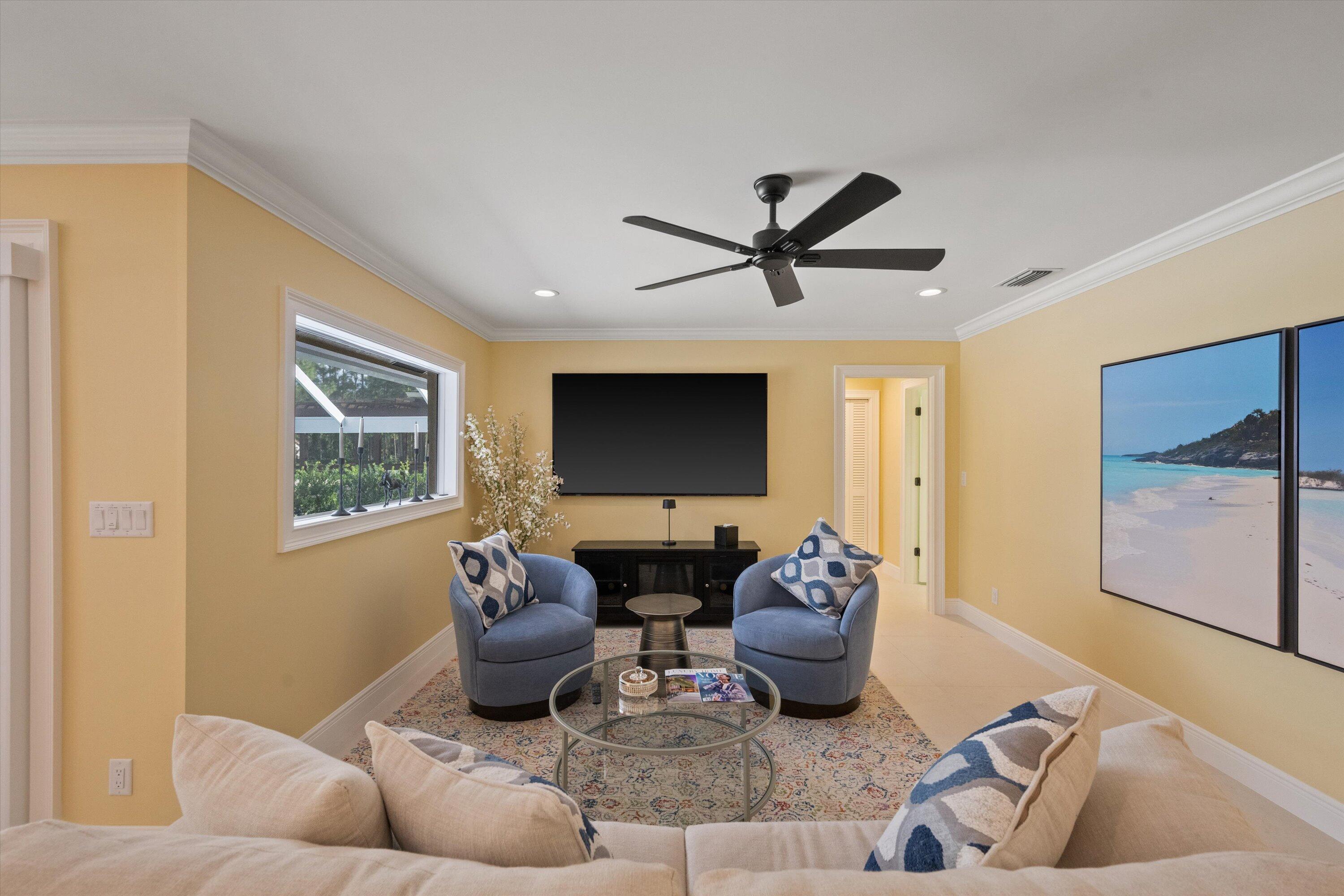R11161146 Property Photo 65