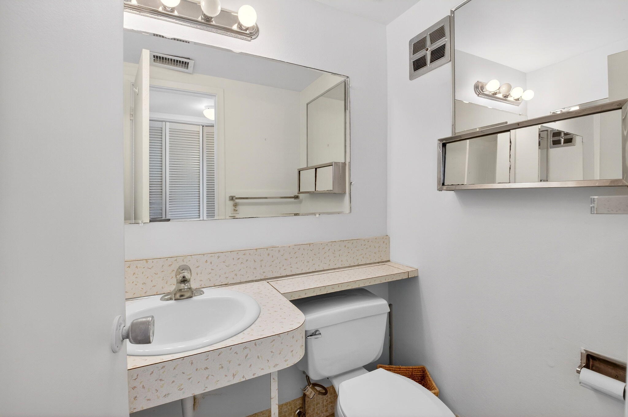 480 Horizon W 205 Property Photo 21