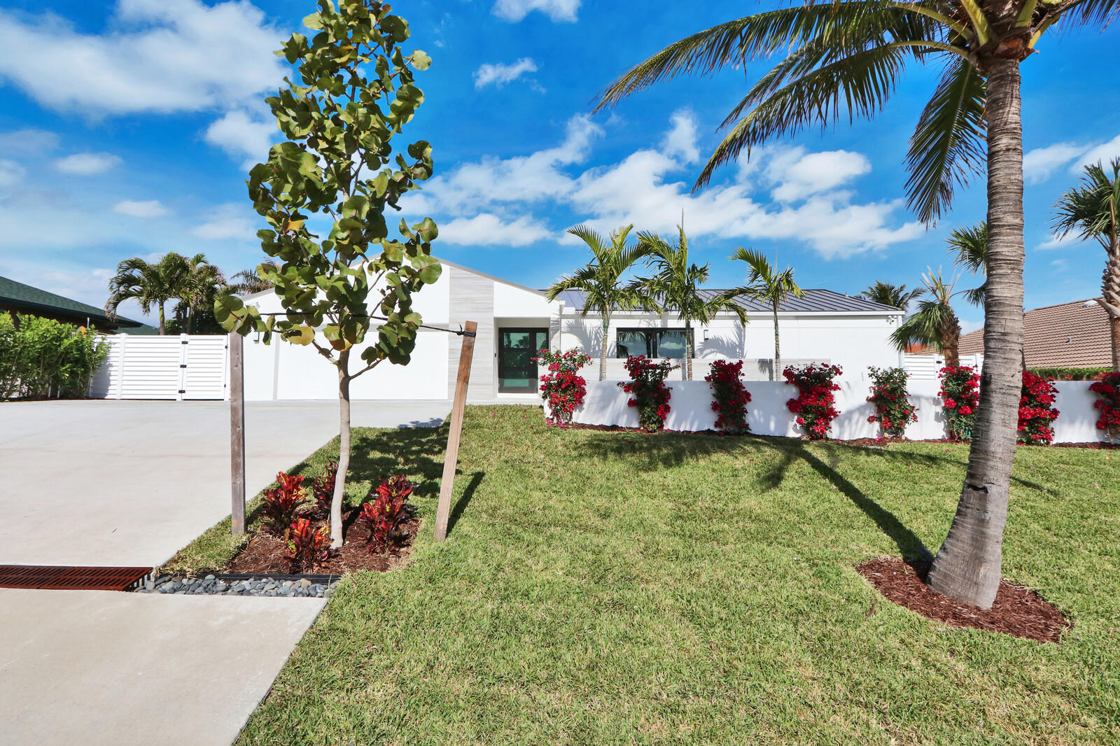 441 S Lyra Circle Property Photo 10