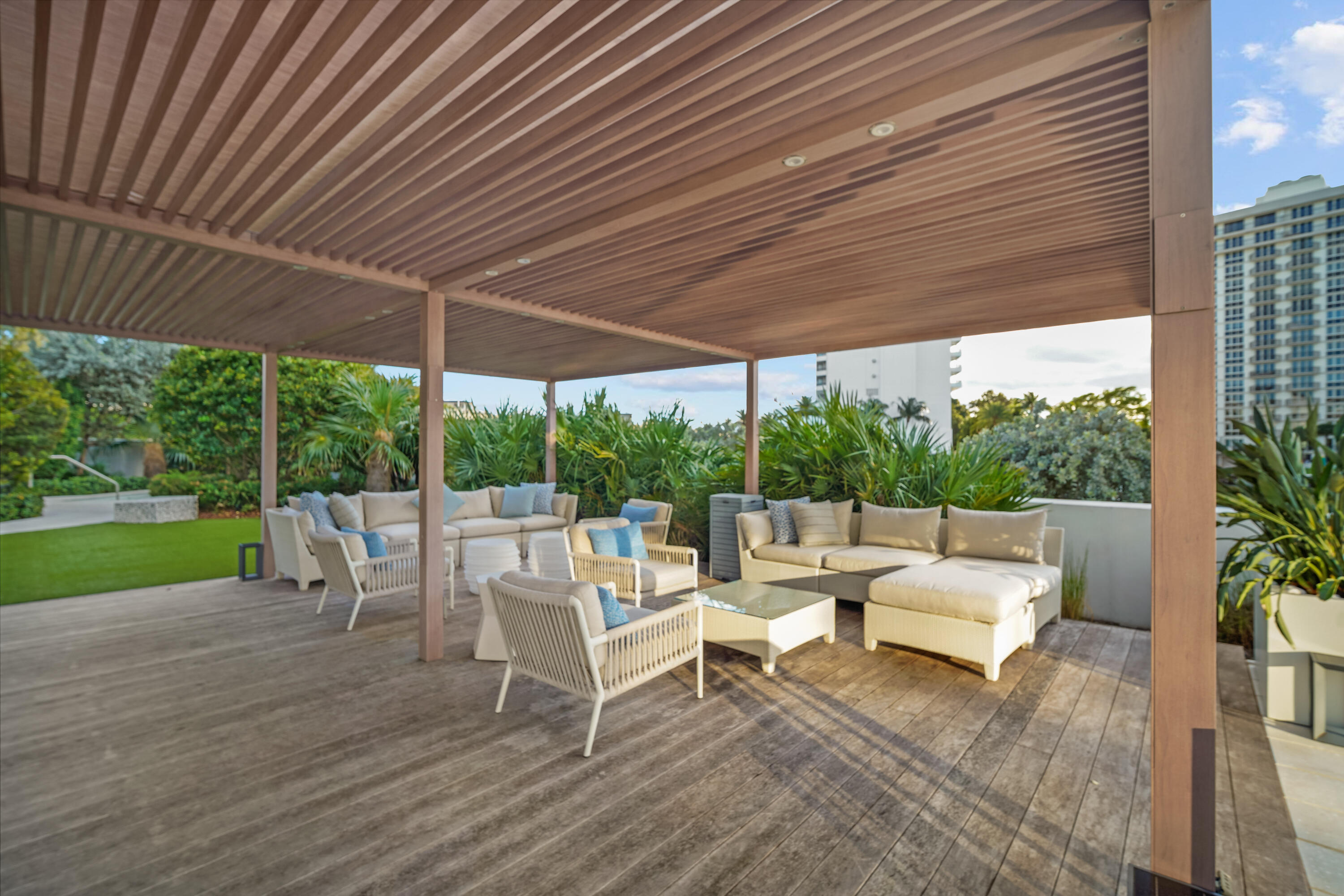 725 S Ocean Boulevard 206 Property Photo 45