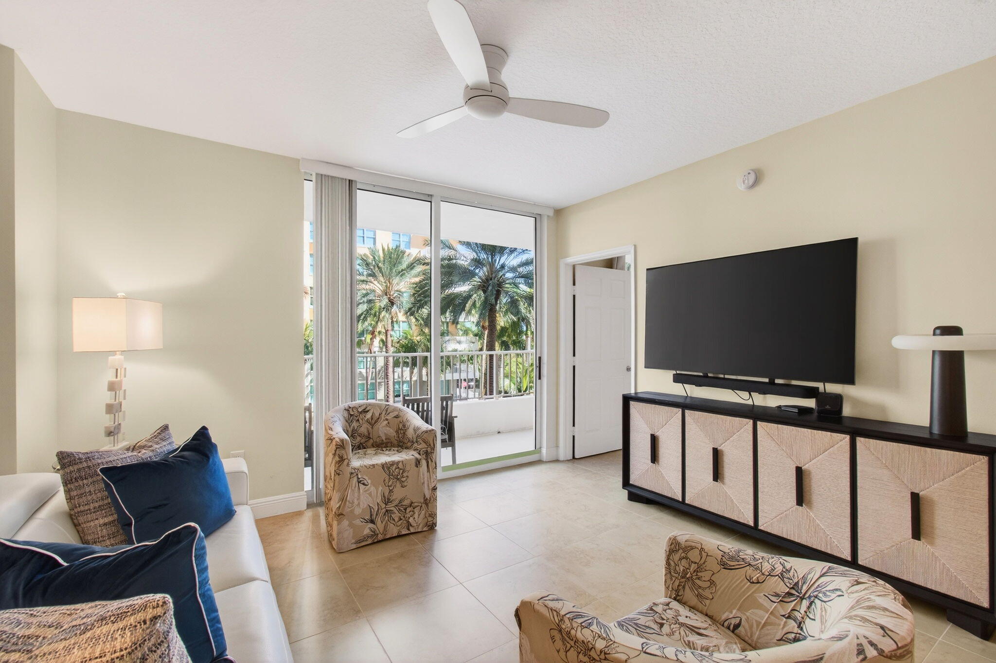 625 Casa Loma Boulevard 403 Property Photo 15