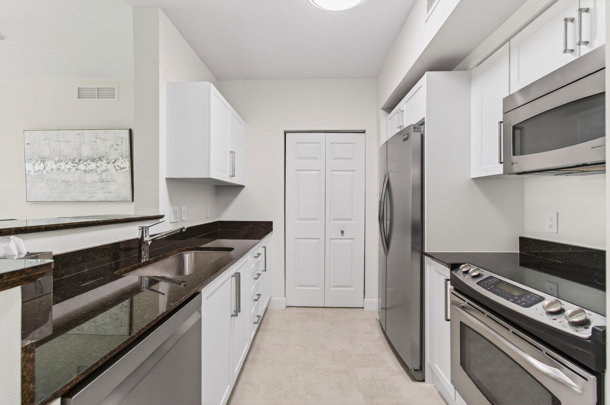 625 Casa Loma Boulevard 403 Property Photo 28