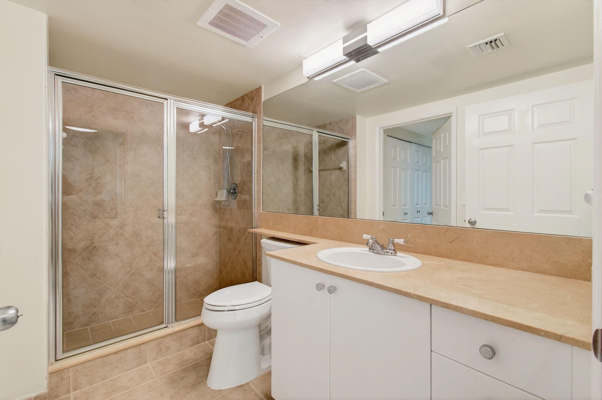 625 Casa Loma Boulevard 403 Property Photo 41
