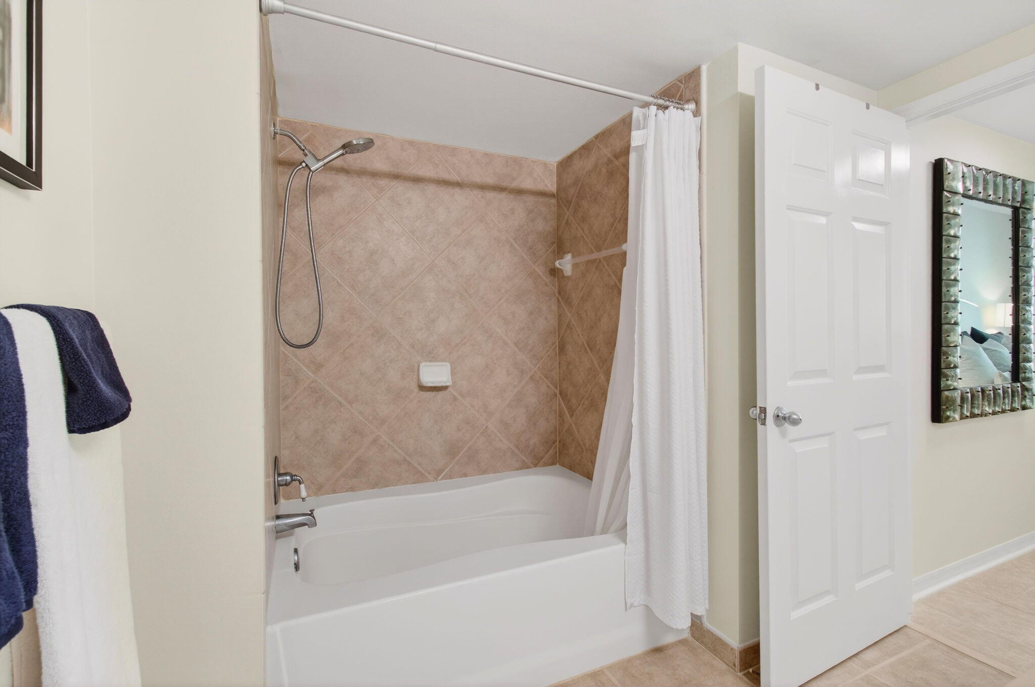 625 Casa Loma Boulevard 403 Property Photo 54