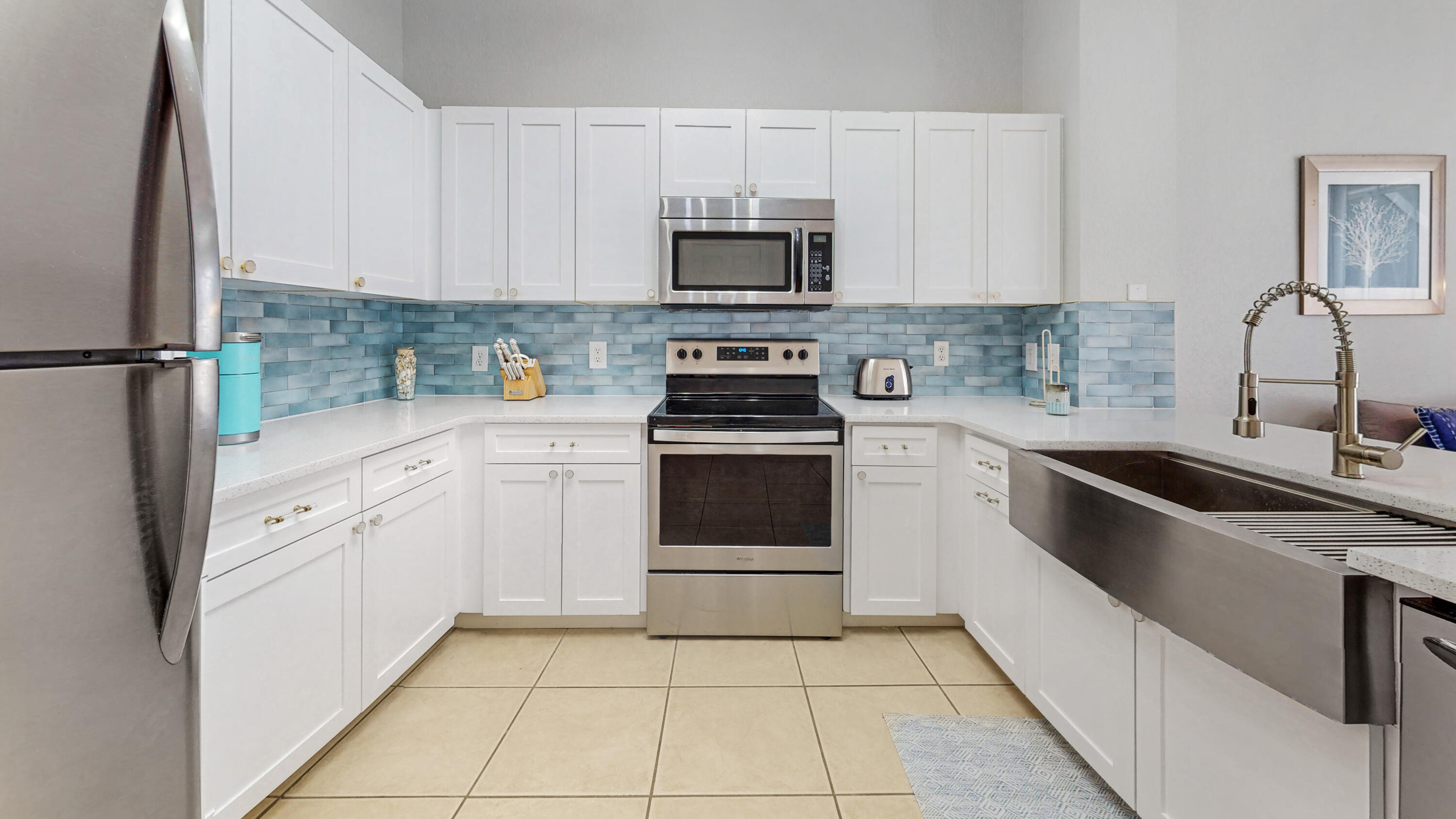 R11161714 Property Photo 4