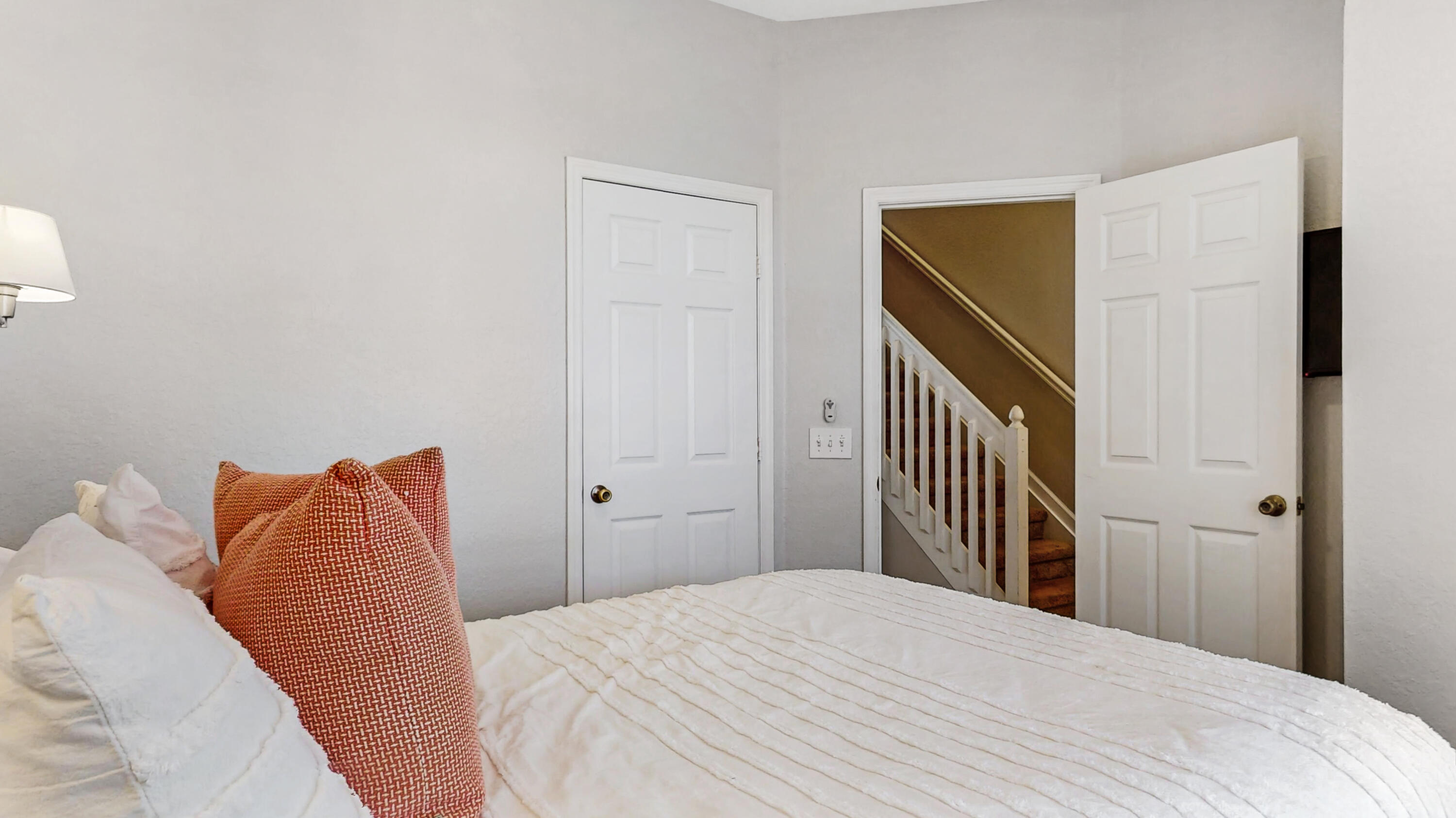 R11161714 Property Photo 13