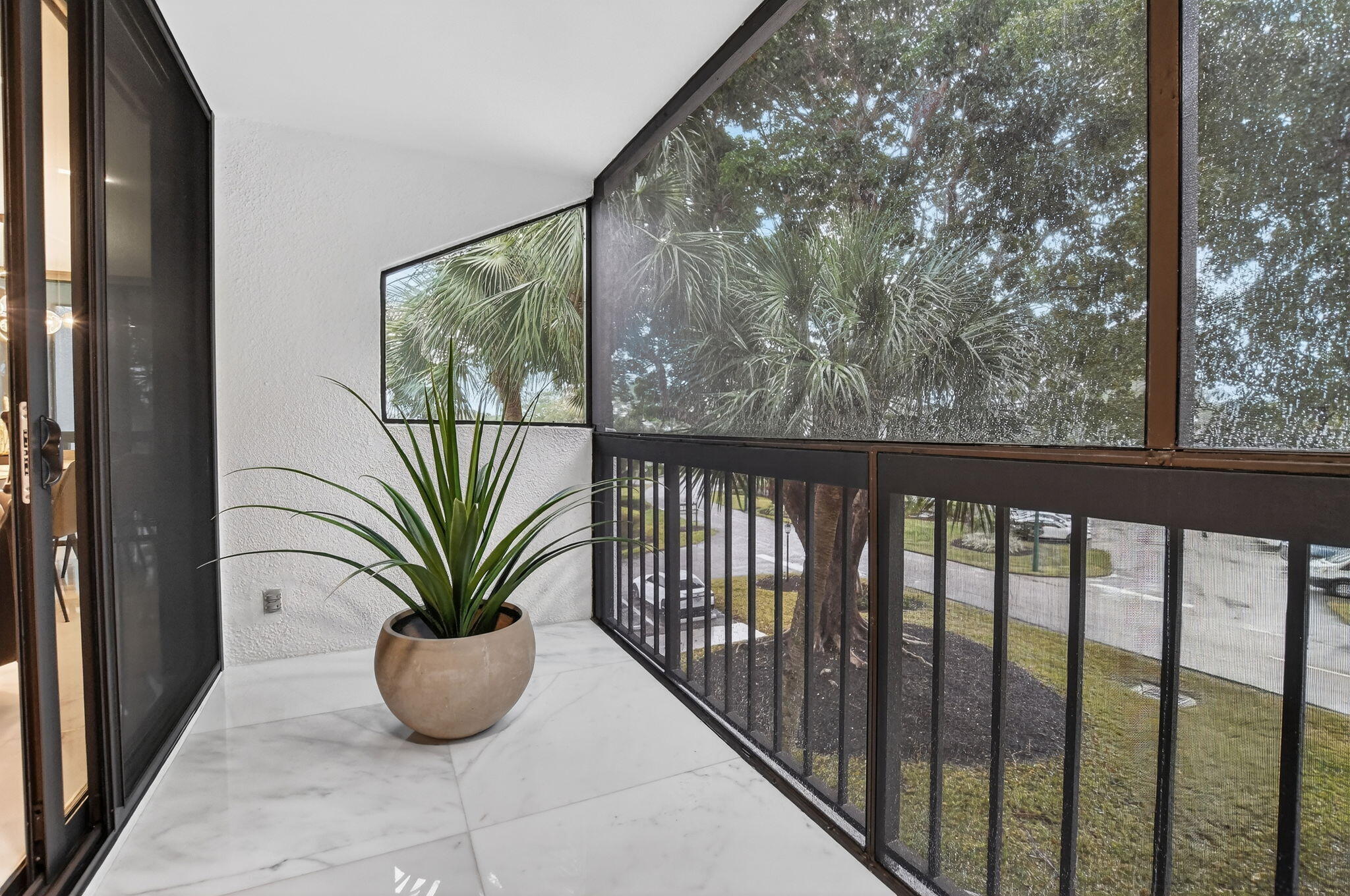 1834 Bridgewood Drive Property Photo 23
