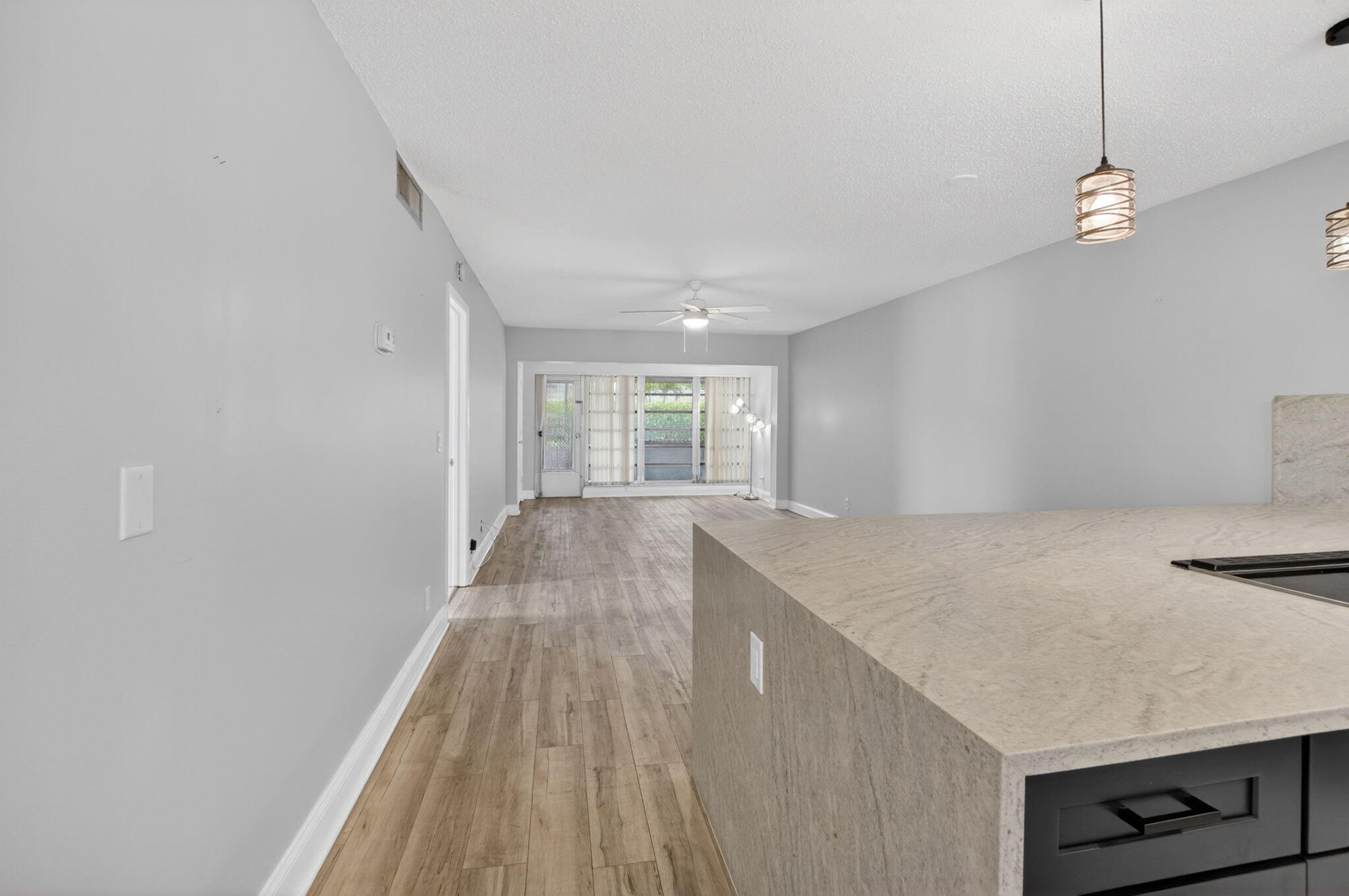 2401 Del Aire Boulevard 101 Property Photo 14