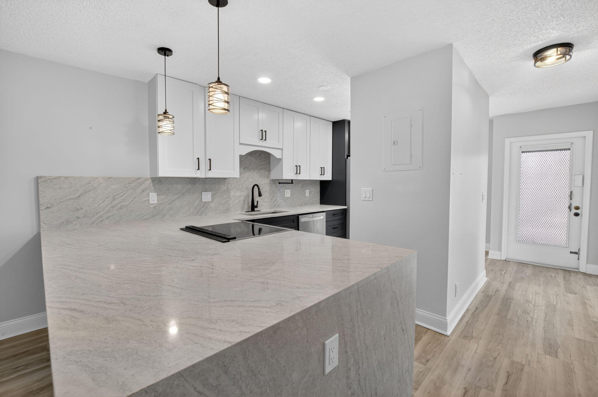 2401 Del Aire Boulevard 101 Property Photo 18