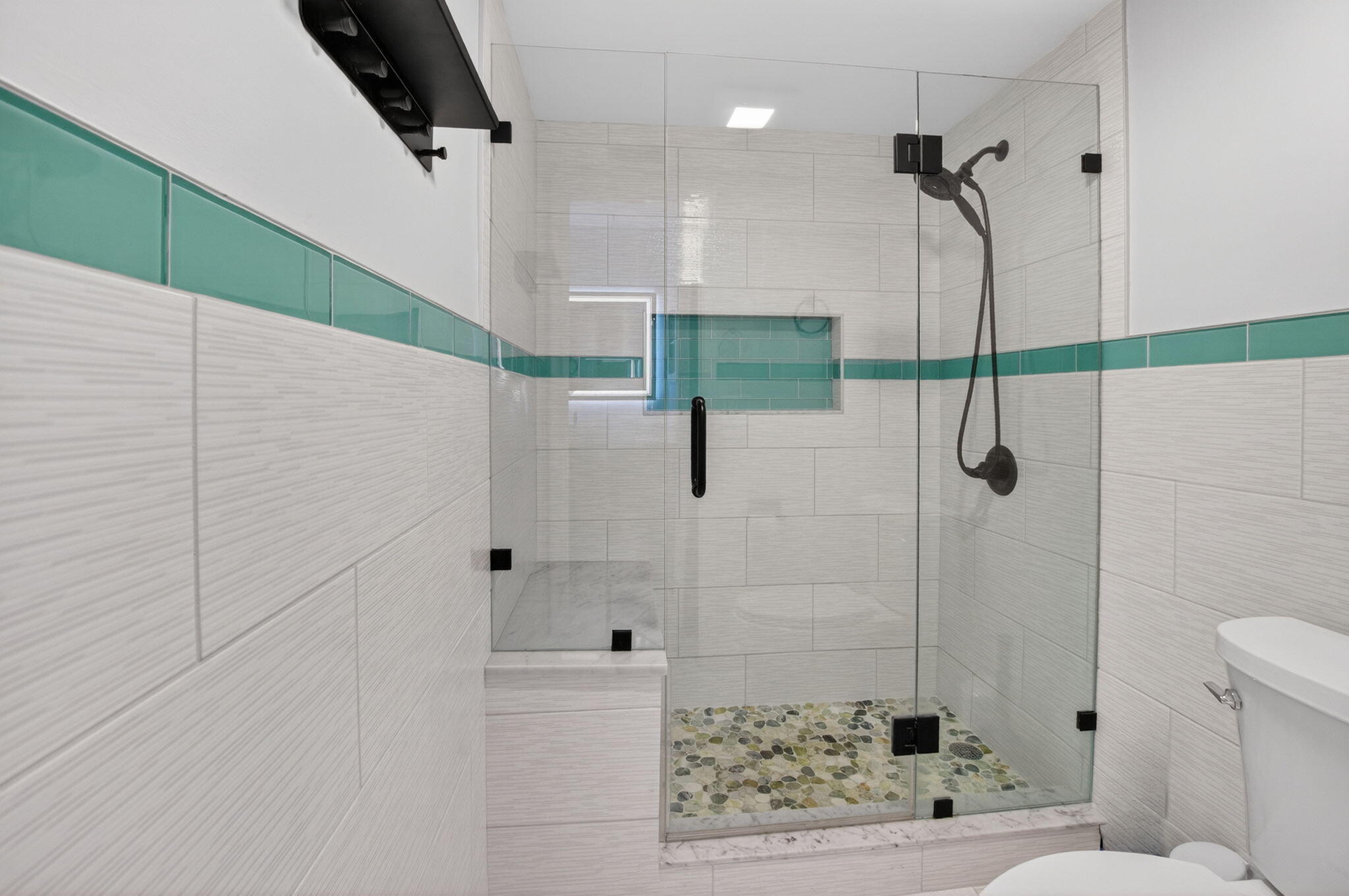 2401 Del Aire Boulevard 101 Property Photo 28
