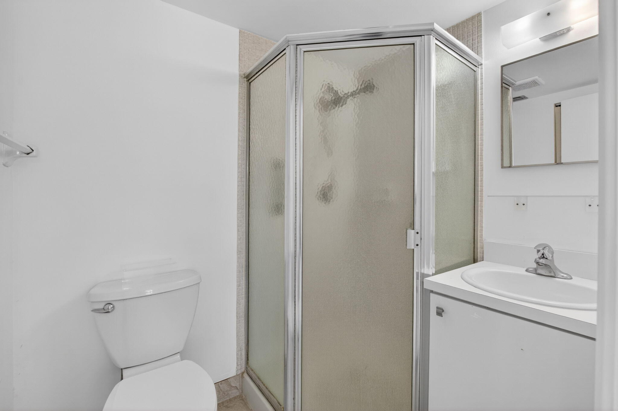 2401 Del Aire Boulevard 101 Property Photo 36