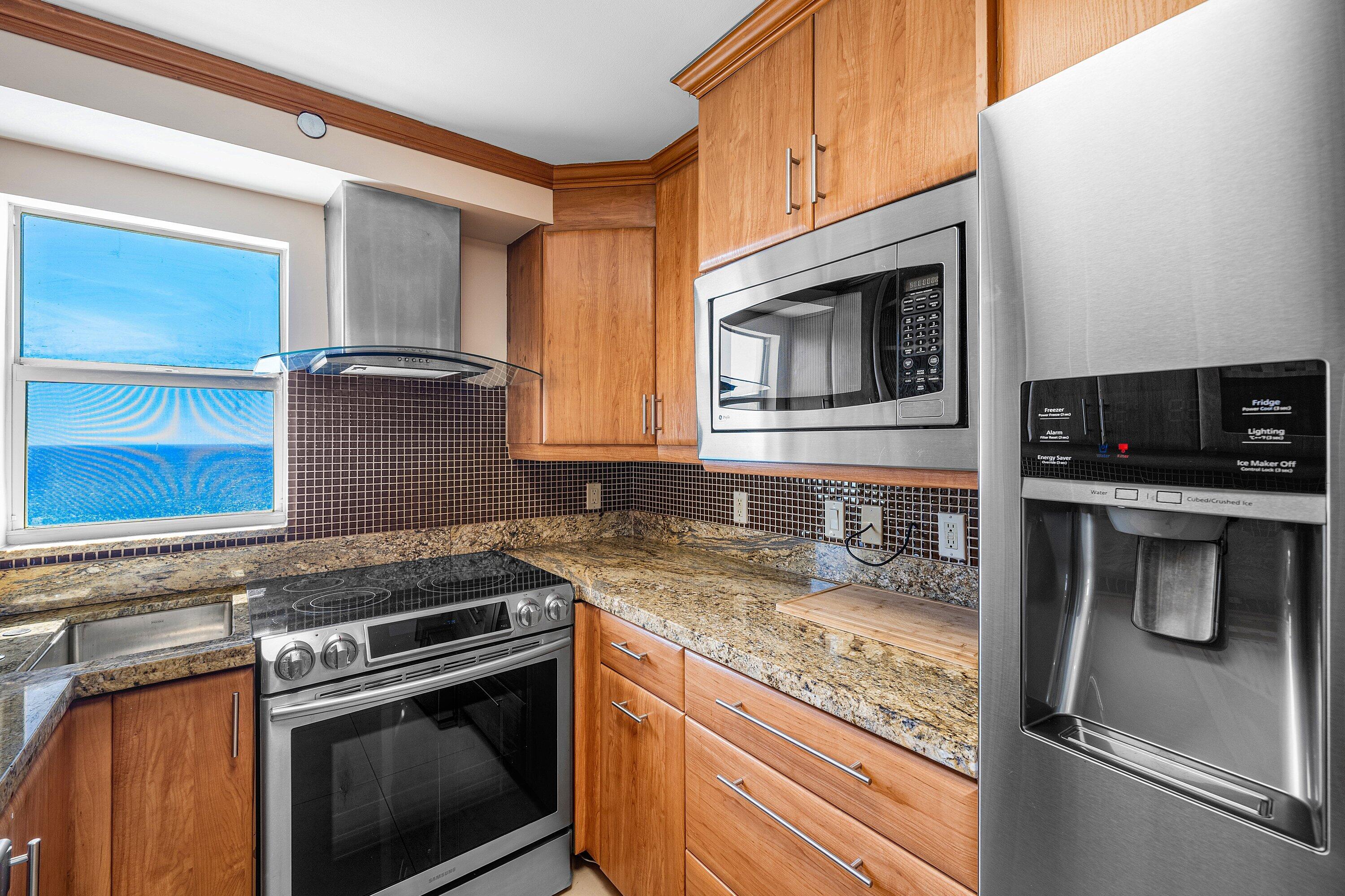 4505 S Ocean Boulevard 1008 Property Photo 30