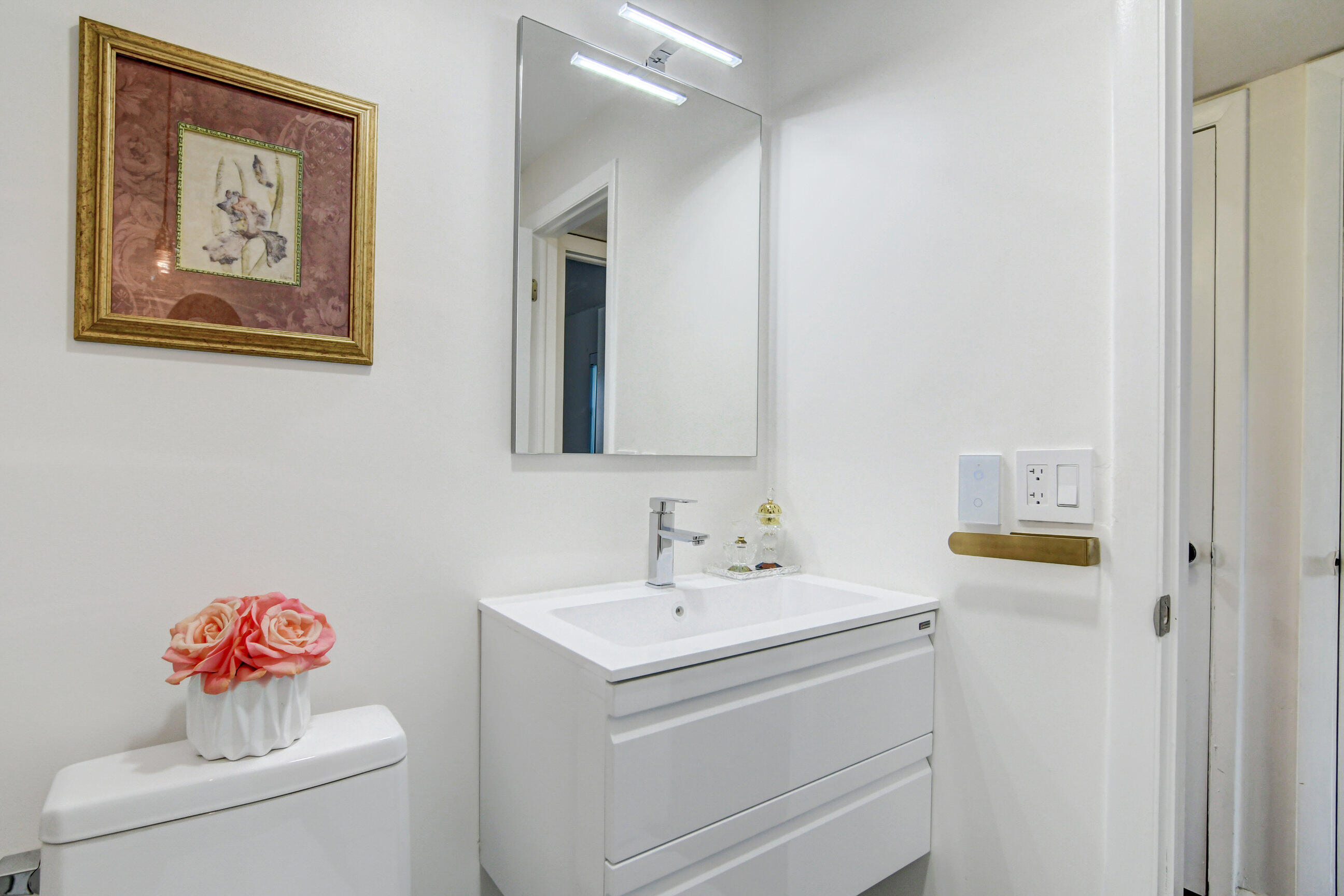 42 Burgundy A Property Photo 13