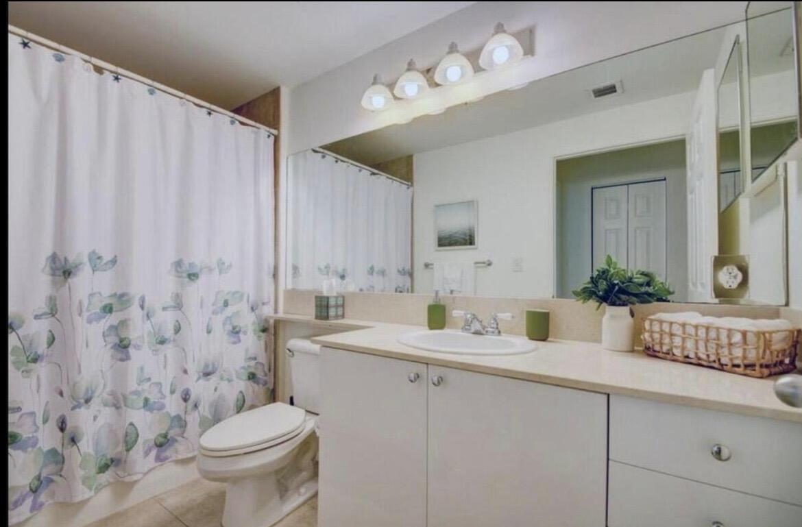 802 W Windward Way 216 Property Photo 31