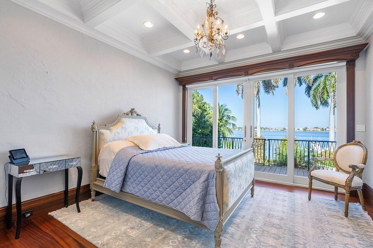 1880 S Ocean Boulevard Property Photo 15
